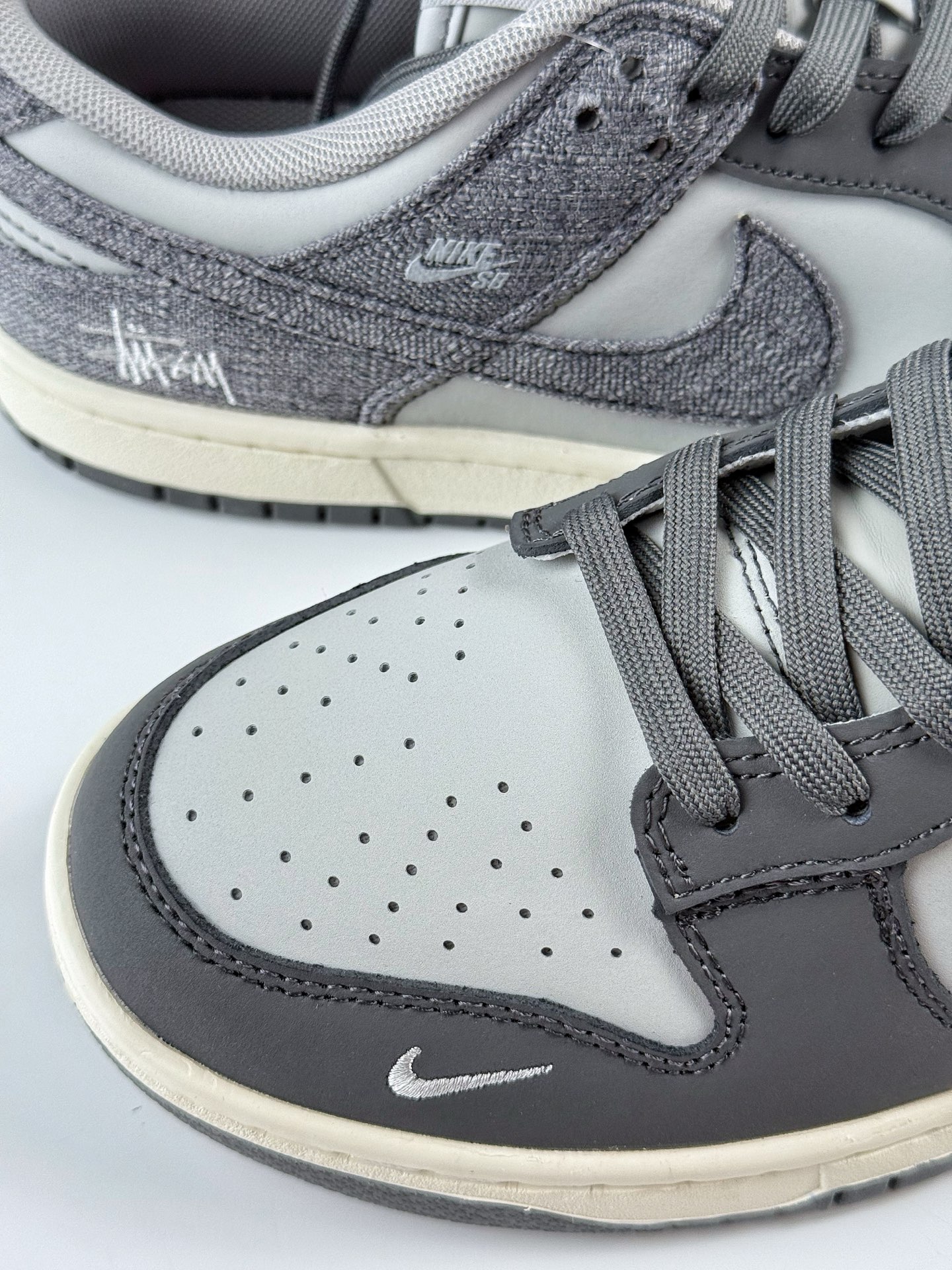 Nike SB Dunk Low x Stussy 黑灰小勾 FX1588-306