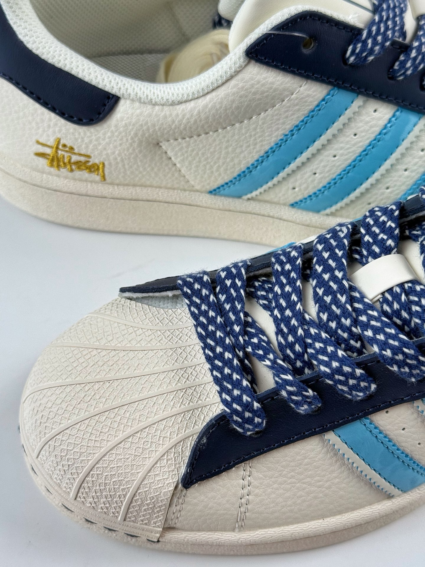 AD Originals Superstar x Stussy 白蓝满天星 HS3083-Chinese UA Cheap High Quatity Brand Clothes Bags handbags Sneakers wholesale wholesaler seller from China Factory suppliers Fashion Clothing Shoes best Quality Beautiful Price AD Originals Superstar x Stussy 白蓝满天星 HS3083