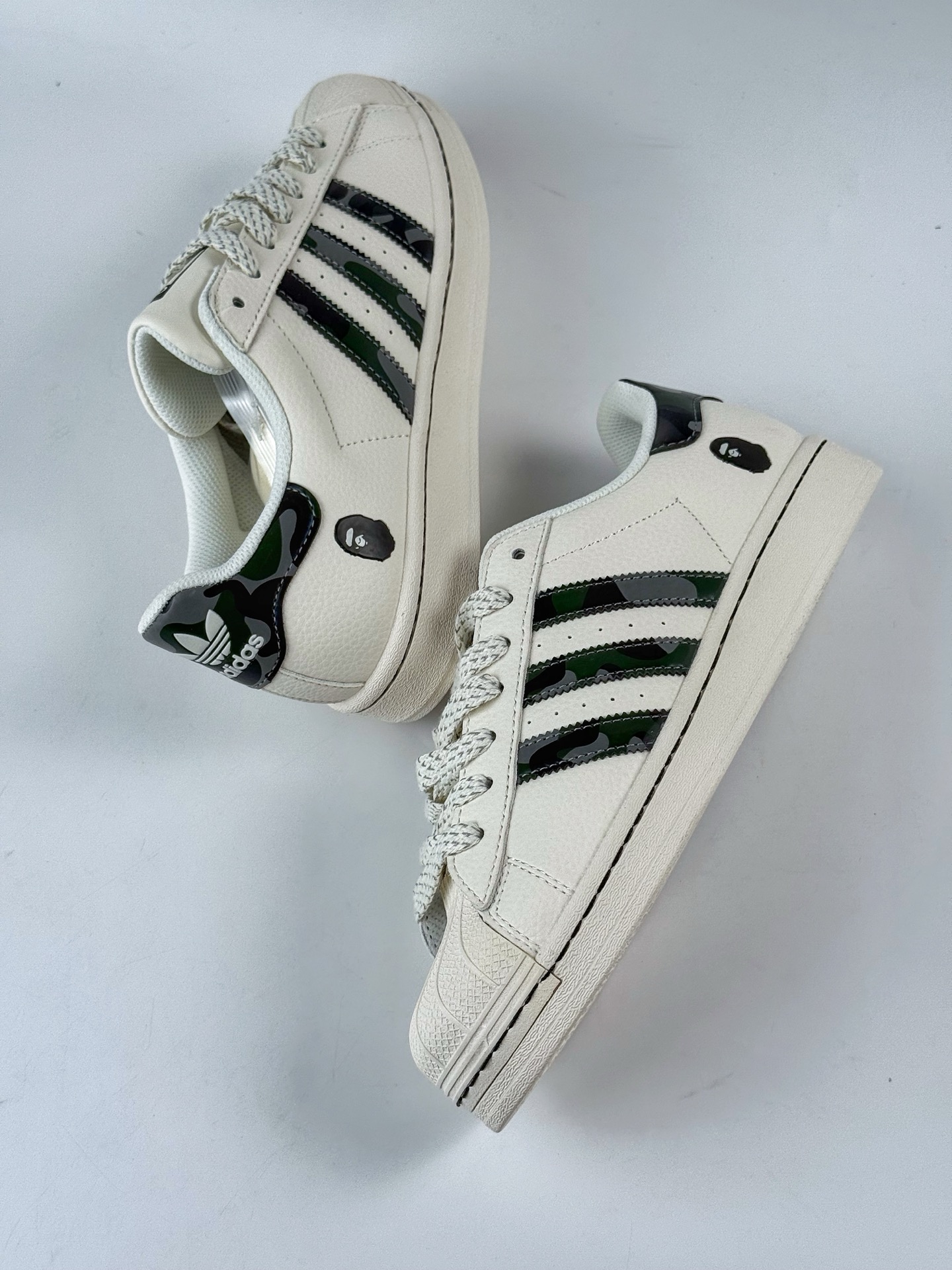 AD Originals Superstar x BAPE 白黑满天星 HS3077-Chinese UA Cheap High Quatity Brand Clothes Bags handbags Sneakers wholesale wholesaler seller from China Factory suppliers Fashion Clothing Shoes best Quality Beautiful Price AD Originals Superstar x BAPE 白黑满天星 HS3077