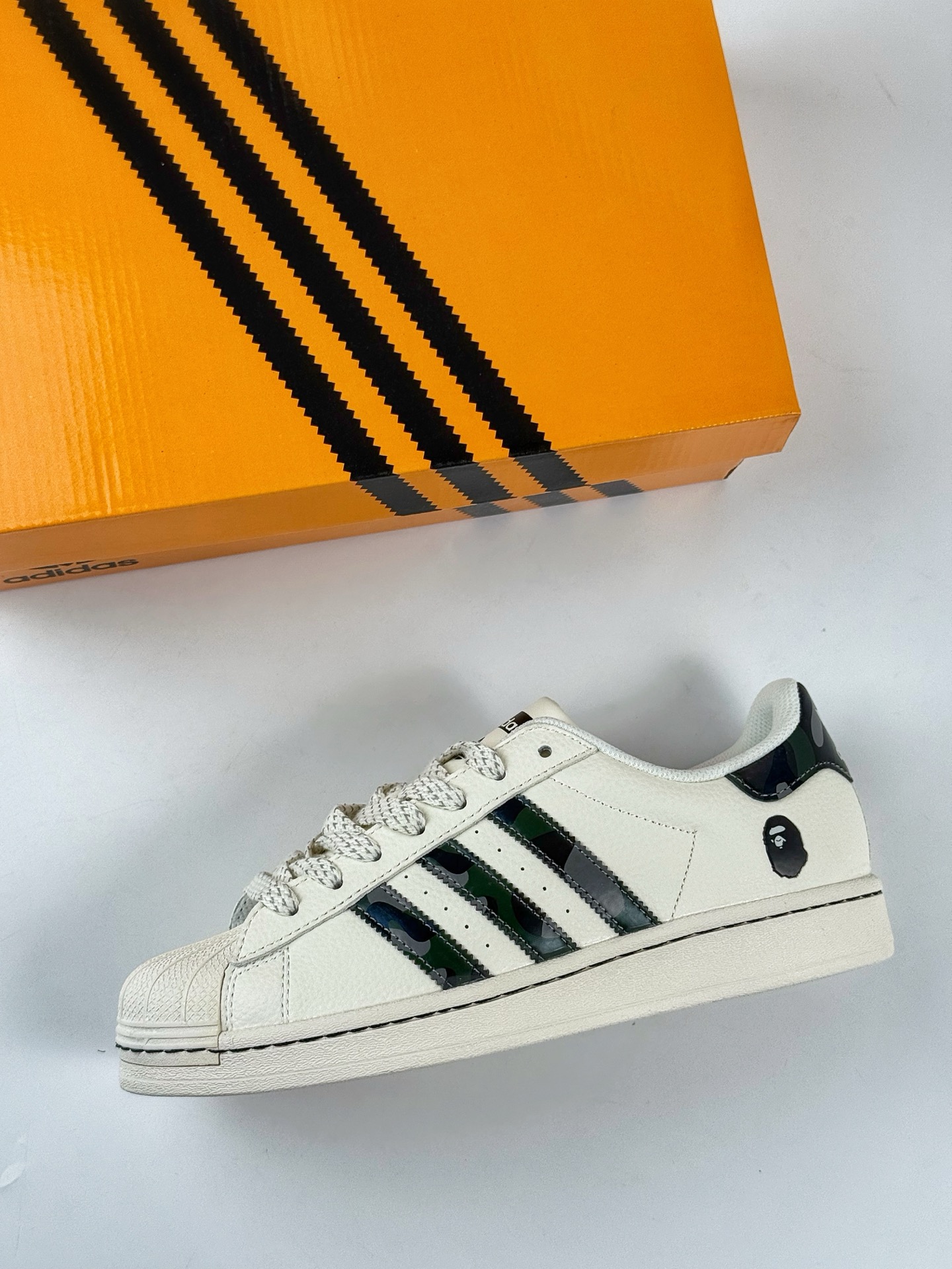 AD Originals Superstar x BAPE 白黑满天星 HS3077-Chinese UA Cheap High Quatity Brand Clothes Bags handbags Sneakers wholesale wholesaler seller from China Factory suppliers Fashion Clothing Shoes best Quality Beautiful Price AD Originals Superstar x BAPE 白黑满天星 HS3077