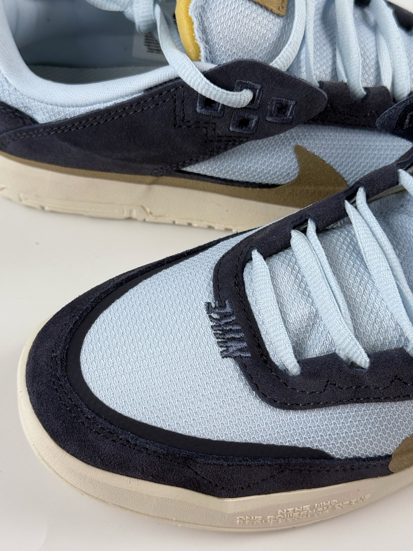 NIKE SB DAY ONE 灰蓝 FN4210-402-Chinese UA Cheap High Quatity Brand Clothes Bags handbags Sneakers wholesale wholesaler seller from China Factory suppliers Fashion Clothing Shoes best Quality Beautiful Price NIKE SB DAY ONE 灰蓝 FN4210-402