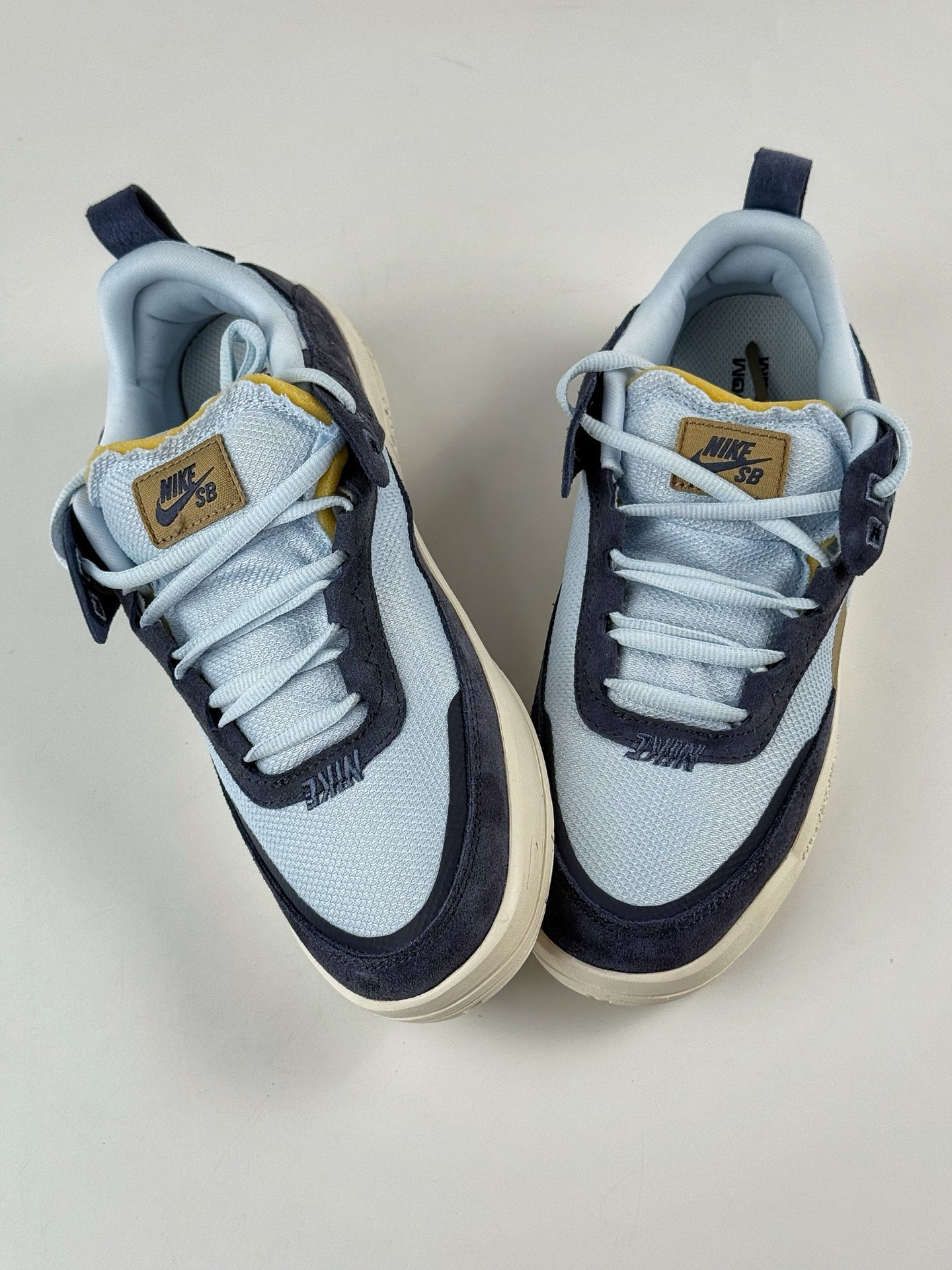 NIKE SB DAY ONE 灰蓝 FN4210-402-Chinese UA Cheap High Quatity Brand Clothes Bags handbags Sneakers wholesale wholesaler seller from China Factory suppliers Fashion Clothing Shoes best Quality Beautiful Price NIKE SB DAY ONE 灰蓝 FN4210-402