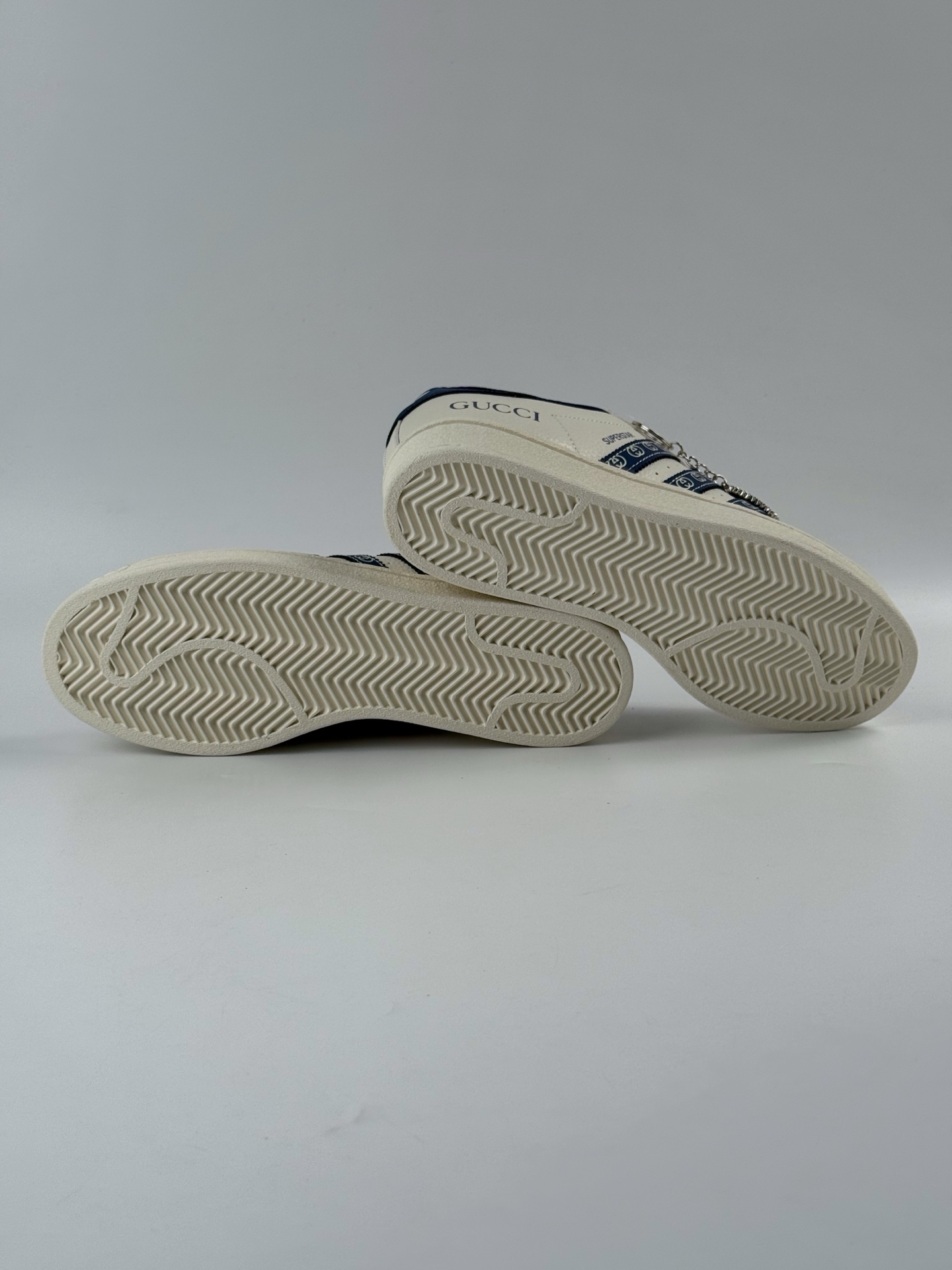 AD Originals Superstar x GUCCI 白蓝 AD8012CC-Chinese UA Cheap High Quatity Brand Clothes Bags handbags Sneakers wholesale wholesaler seller from China Factory suppliers Fashion Clothing Shoes best Quality Beautiful Price AD Originals Superstar x GUCCI 白蓝 AD8012CC