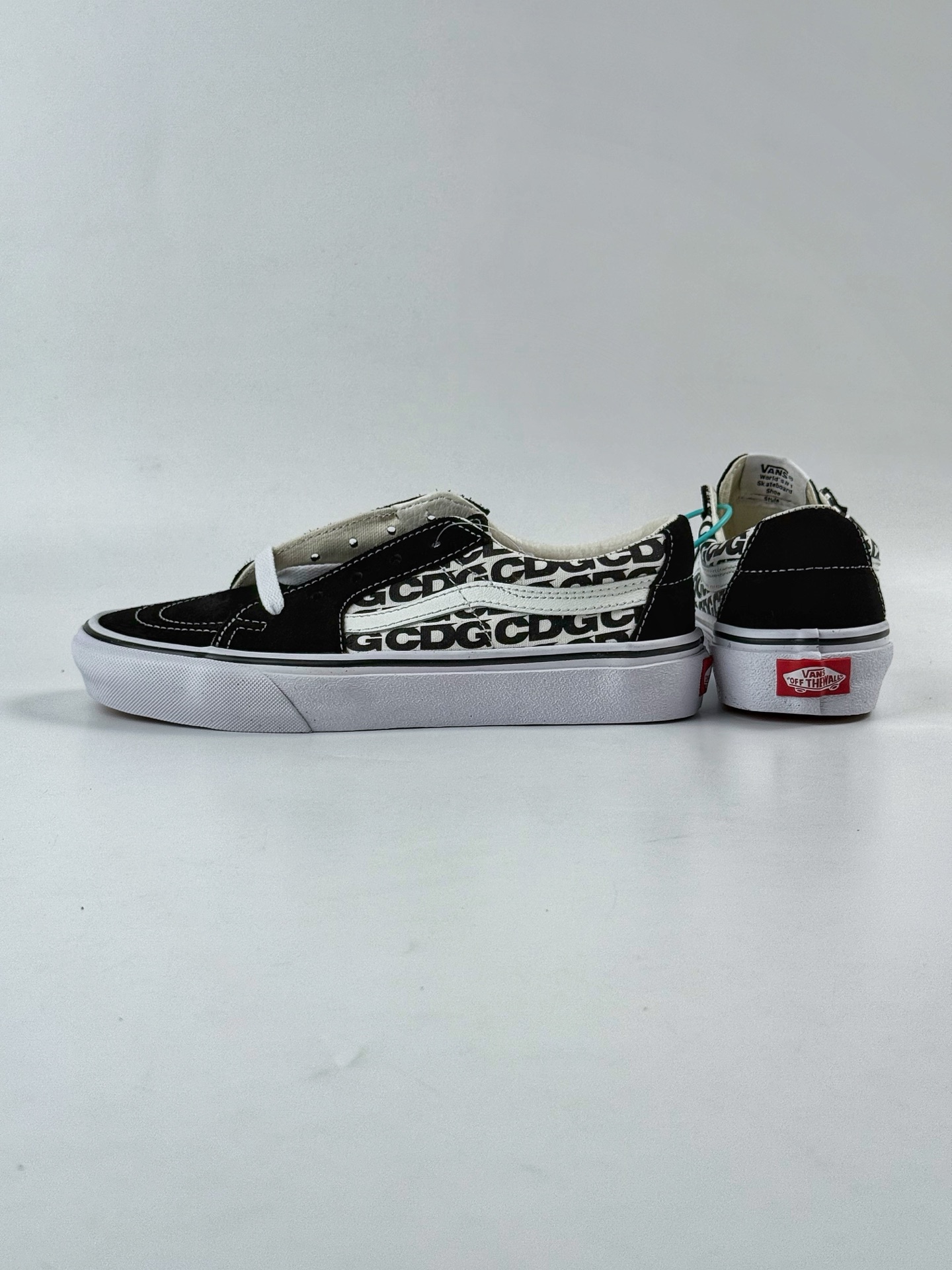 定义简约百搭款 强烈推荐 Vans SK8-Low CDG 全新一代 低帮硫化帆布鞋 VN0A4UWI5HMYK-Chinese UA Cheap High Quatity Brand Clothes Bags handbags Sneakers wholesale wholesaler seller from China Factory suppliers Fashion Clothing Shoes best Quality Beautiful Price 定义简约百搭款 强烈推荐 Vans SK8-Low CDG 全新一代 低帮硫化帆布鞋 VN0A4UWI5HMYK