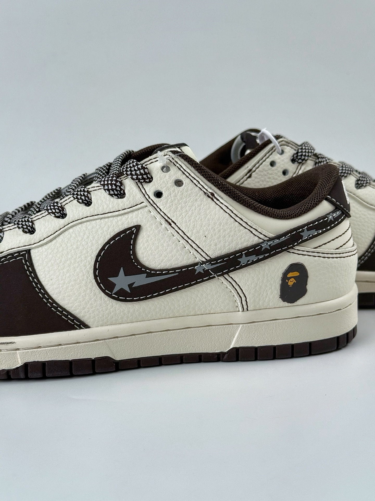 Nike SB Dunk Low x BAPE 黑白满天星  XF8698-080