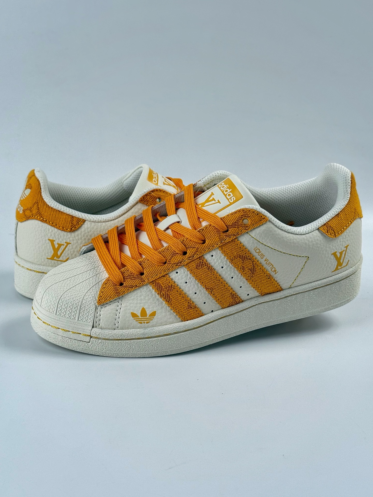 AD Originals Superstar x Louis Vuitton 白橙  AD8007CC