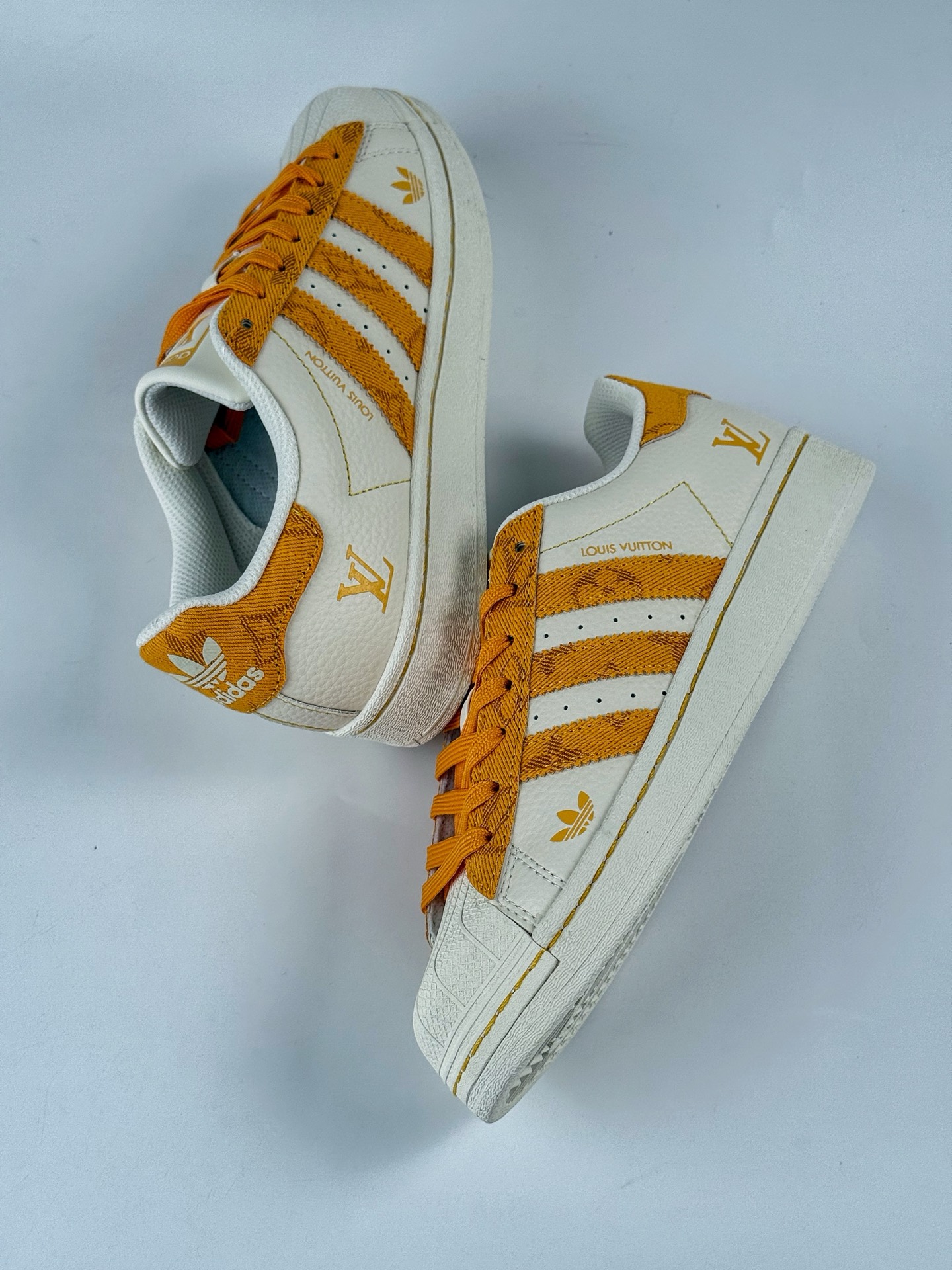 AD Originals Superstar x Louis Vuitton 白橙  AD8007CC