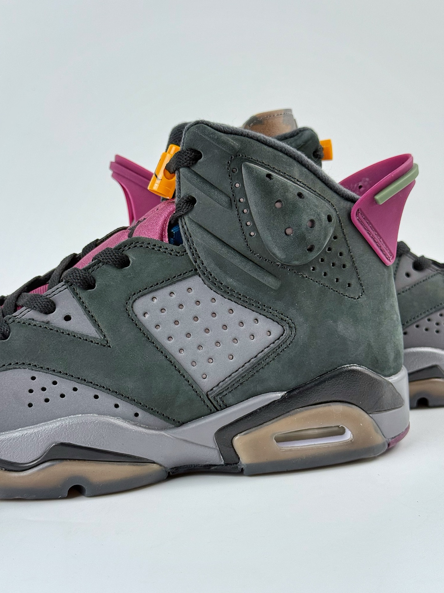 Air Jordan 6 Retro ”Reverse Oreo” 灰黑紫 2024版 潮流复古篮球鞋 CT8529-063