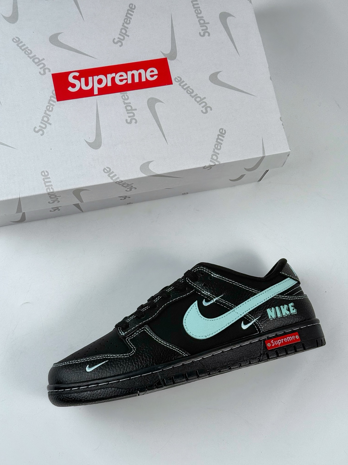 Nike SB Dunk Low x Supreme 黑蓝小勾 SC9207-422
