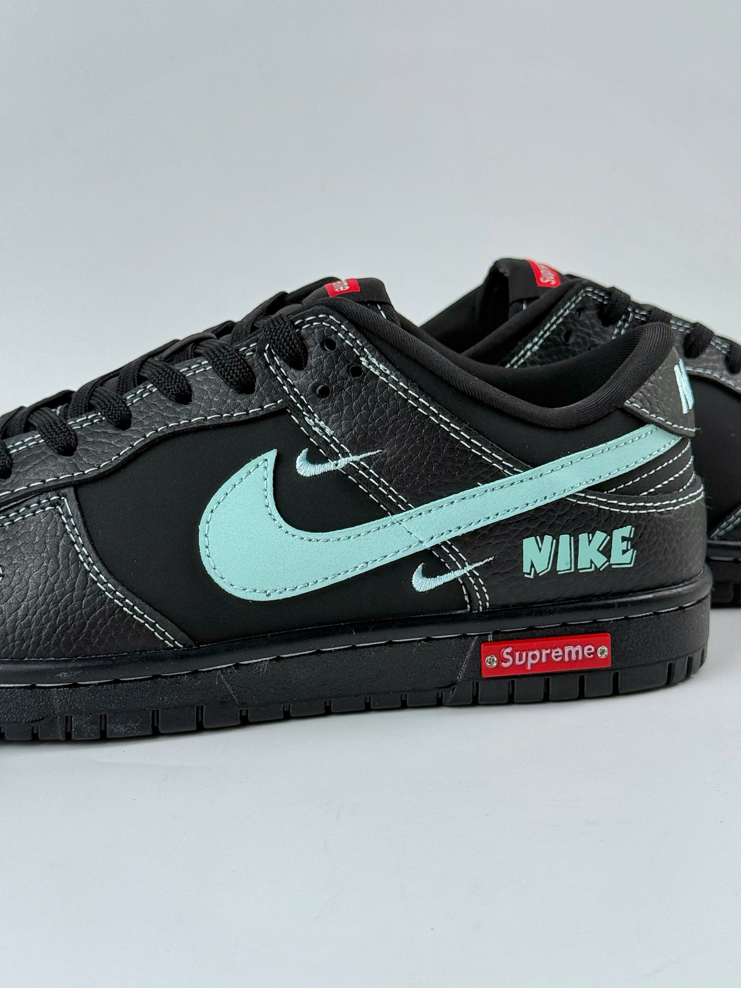 Nike SB Dunk Low x Supreme 黑蓝小勾 SC9207-422