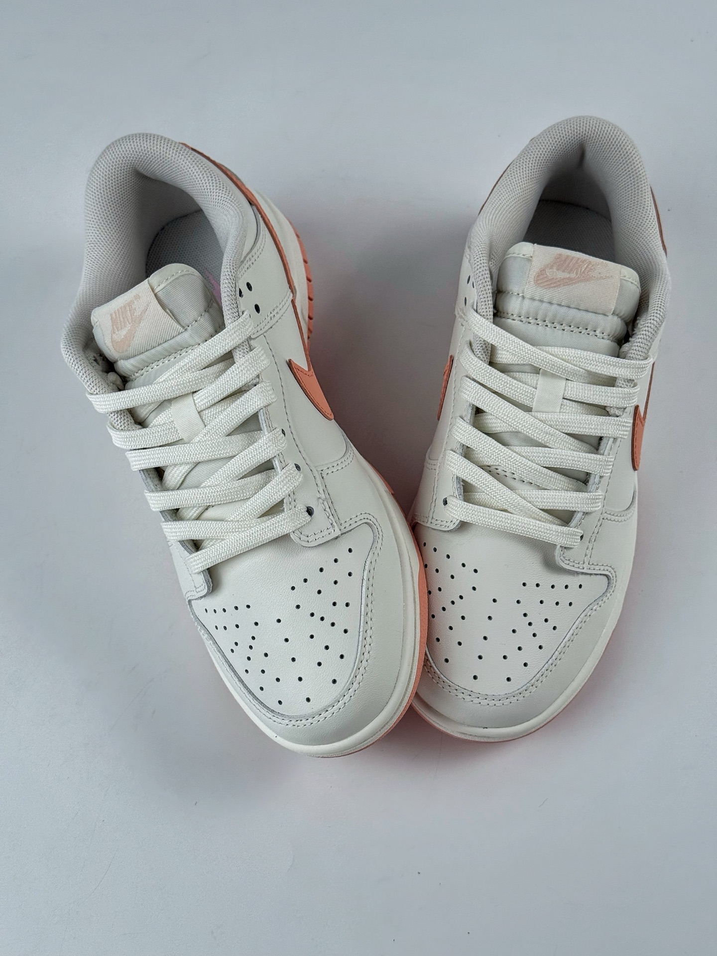 Nike SB Dunk Low 心动旋律 灰白粉  WP0212-015