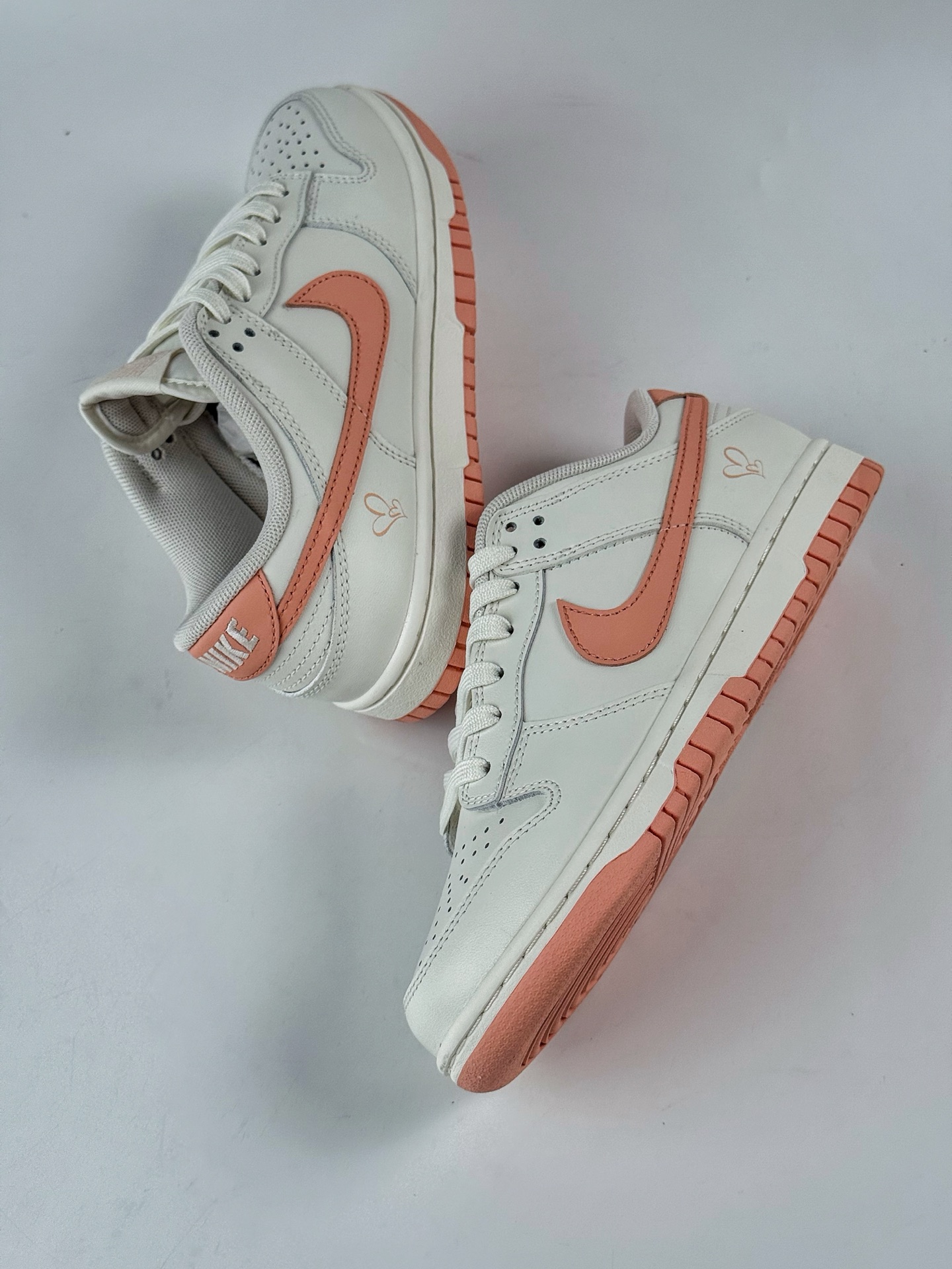 Nike SB Dunk Low 心动旋律 灰白粉  WP0212-015