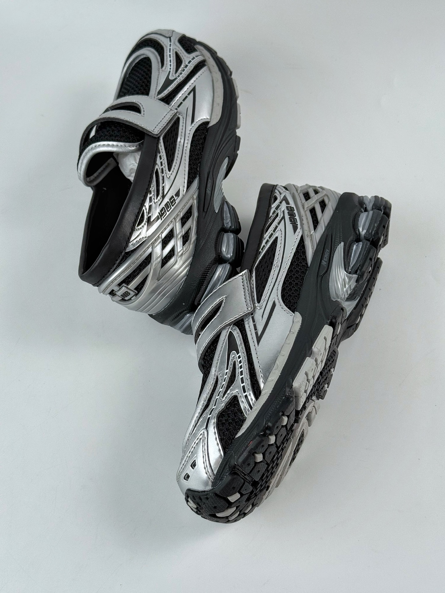 New Balance U1906系列 复古单品宝藏老爹鞋款 U1906LOC-莆田鞋,莆田鞋货源,高仿鞋,高仿鞋货源,安福档口,莆田高仿鞋,莆田鞋批发,高仿鞋批发,莆田高仿运动鞋,高仿运动鞋,莆田运动鞋 New Balance U1906系列 复古单品宝藏老爹鞋款 U1906LOC