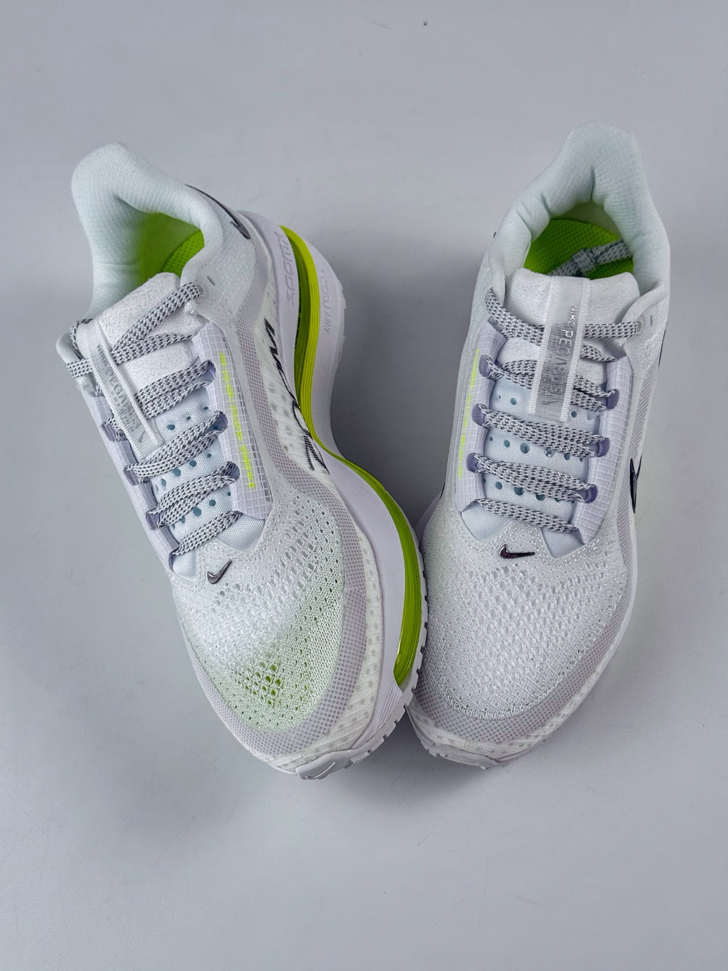 Nike Pegasus Premium 减震防滑耐磨透气 低帮跑步鞋 HQ2592-101-莆田鞋,莆田鞋货源,高仿鞋,高仿鞋货源,安福档口,莆田高仿鞋,莆田鞋批发,高仿鞋批发,莆田高仿运动鞋,高仿运动鞋,莆田运动鞋 Nike Pegasus Premium 减震防滑耐磨透气 低帮跑步鞋 HQ2592-101