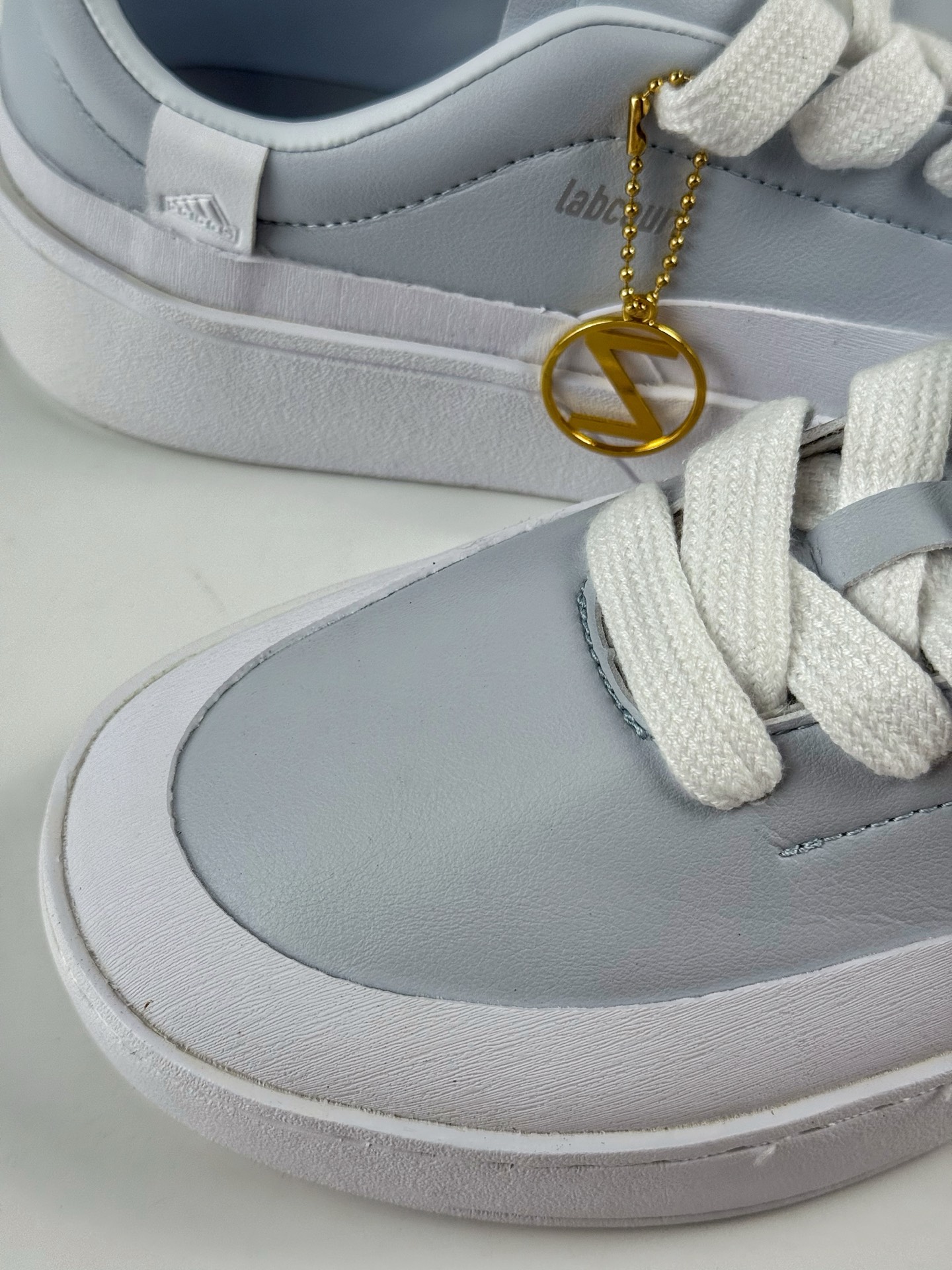 adidas LABCOURT 白蓝 IF1710-莆田鞋,莆田鞋货源,高仿鞋,高仿鞋货源,安福档口,莆田高仿鞋,莆田鞋批发,高仿鞋批发,莆田高仿运动鞋,高仿运动鞋,莆田运动鞋 adidas LABCOURT 白蓝 IF1710