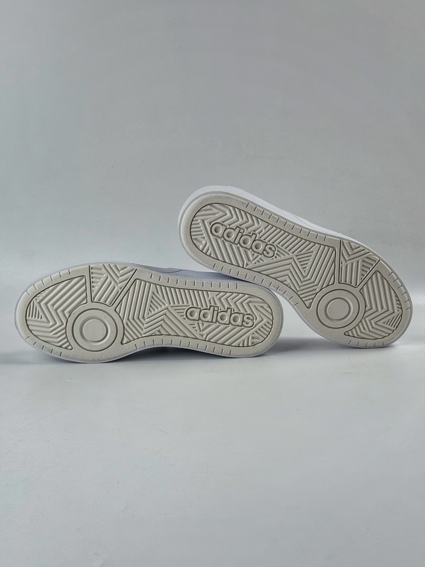 adidas LABCOURT 白蓝 IF1710-莆田鞋,莆田鞋货源,高仿鞋,高仿鞋货源,安福档口,莆田高仿鞋,莆田鞋批发,高仿鞋批发,莆田高仿运动鞋,高仿运动鞋,莆田运动鞋 adidas LABCOURT 白蓝 IF1710