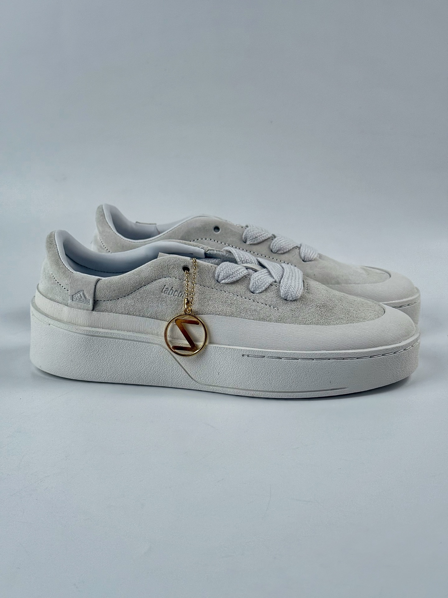 adidas LABCOURT IF1710-莆田鞋,莆田鞋货源,高仿鞋,高仿鞋货源,安福档口,莆田高仿鞋,莆田鞋批发,高仿鞋批发,莆田高仿运动鞋,高仿运动鞋,莆田运动鞋 adidas LABCOURT IF1710