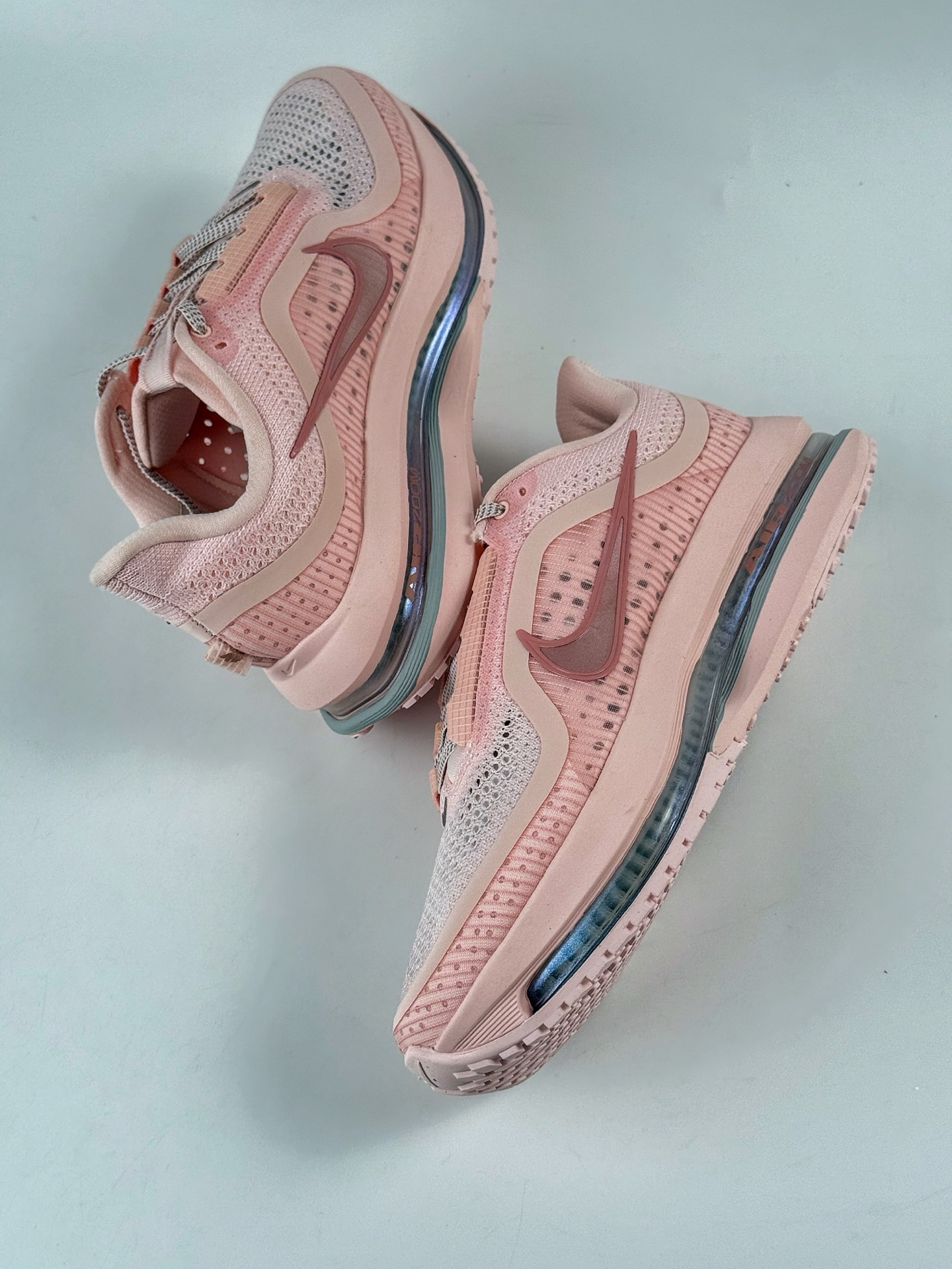 Nike Pegasus Premium 减震防滑耐磨透气 低帮跑步鞋 HQ2593-601-High Quatity Cheap Brand wholesale wholesaler seller Clothes Bags handbags Sneakers Top Fashion Clothing Shoes from China Factory Chinese suppliers best Quality Beautiful Price Nike Pegasus Premium 减震防滑耐磨透气 低帮跑步鞋 HQ2593-601