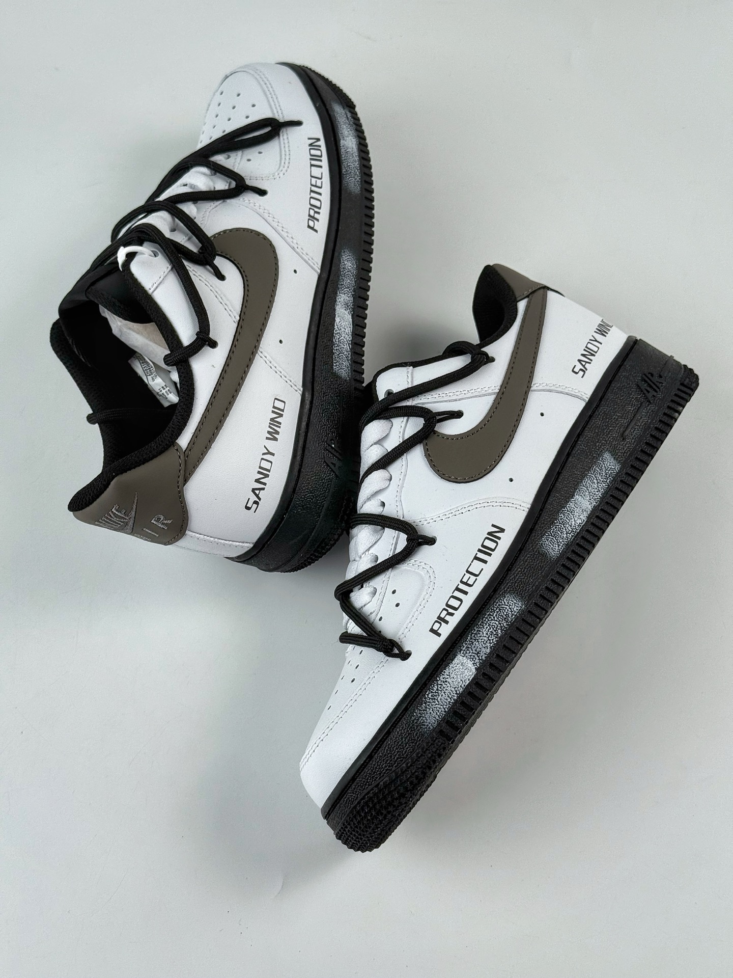 Nike Air Force 1 Low 07 沙砾 皮革 奢香水榭 白武士 ZH0316-086-High Quatity Cheap Brand wholesale wholesaler seller Clothes Bags handbags Sneakers Top Fashion Clothing Shoes from China Factory Chinese suppliers best Quality Beautiful Price Nike Air Force 1 Low 07 沙砾 皮革 奢香水榭 白武士 ZH0316-086