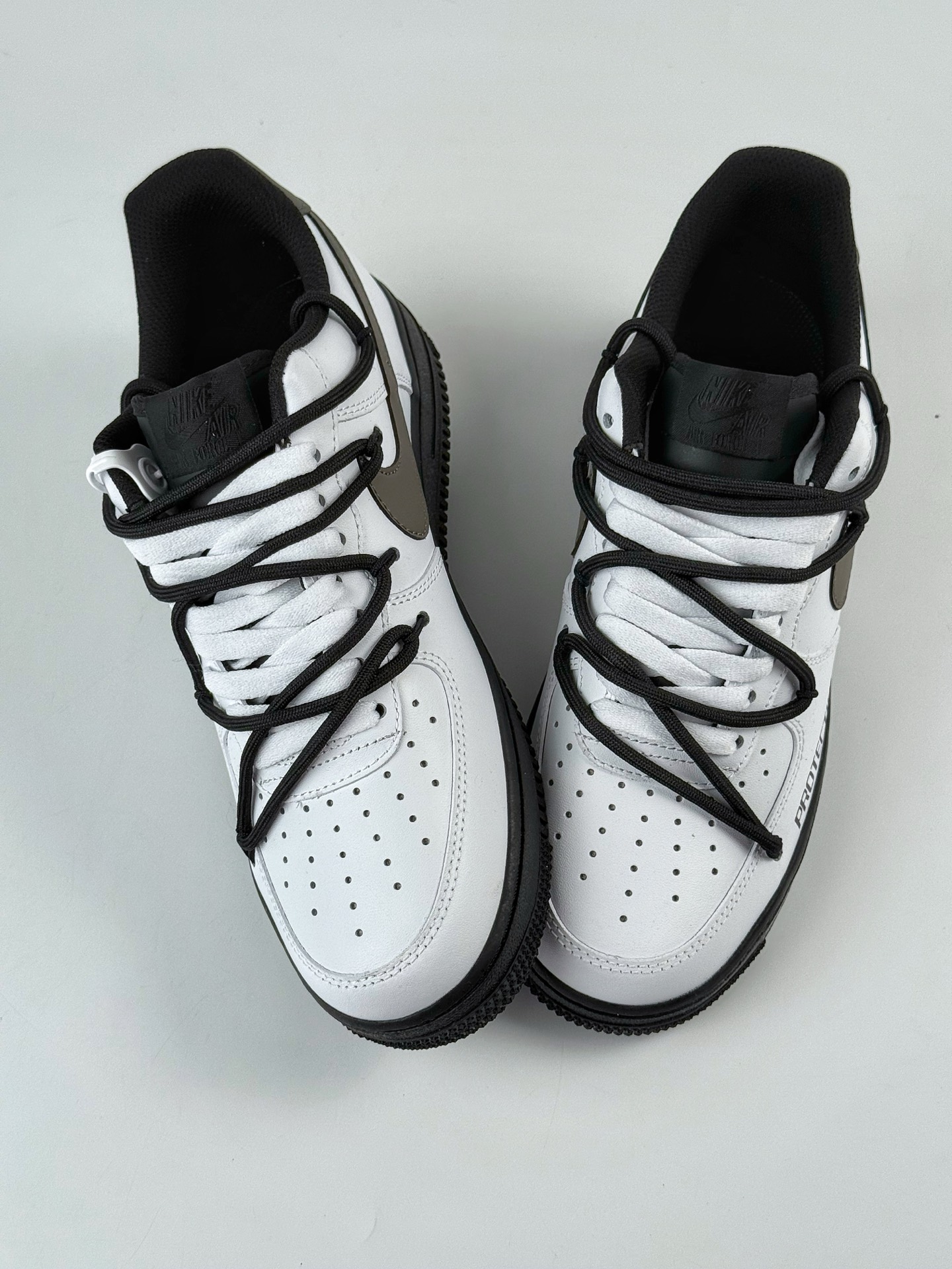 Nike Air Force 1 Low 07 沙砾 皮革 奢香水榭 白武士 ZH0316-086-High Quatity Cheap Brand wholesale wholesaler seller Clothes Bags handbags Sneakers Top Fashion Clothing Shoes from China Factory Chinese suppliers best Quality Beautiful Price Nike Air Force 1 Low 07 沙砾 皮革 奢香水榭 白武士 ZH0316-086