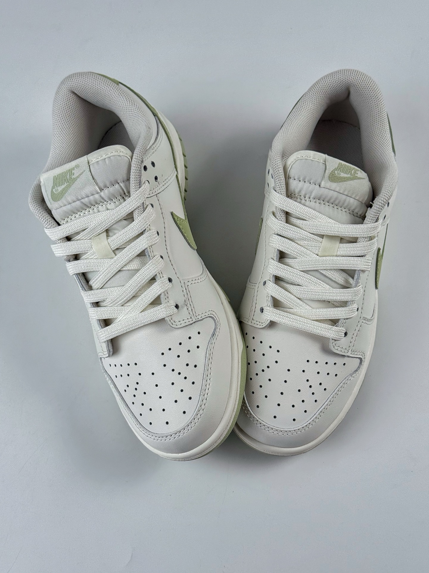 NIKE SB Dunk Low x Just Do It 白绿 WG0212016-High Quatity Cheap Brand wholesale wholesaler seller Clothes Bags handbags Sneakers Top Fashion Clothing Shoes from China Factory Chinese suppliers best Quality Beautiful Price NIKE SB Dunk Low x Just Do It 白绿 WG0212016