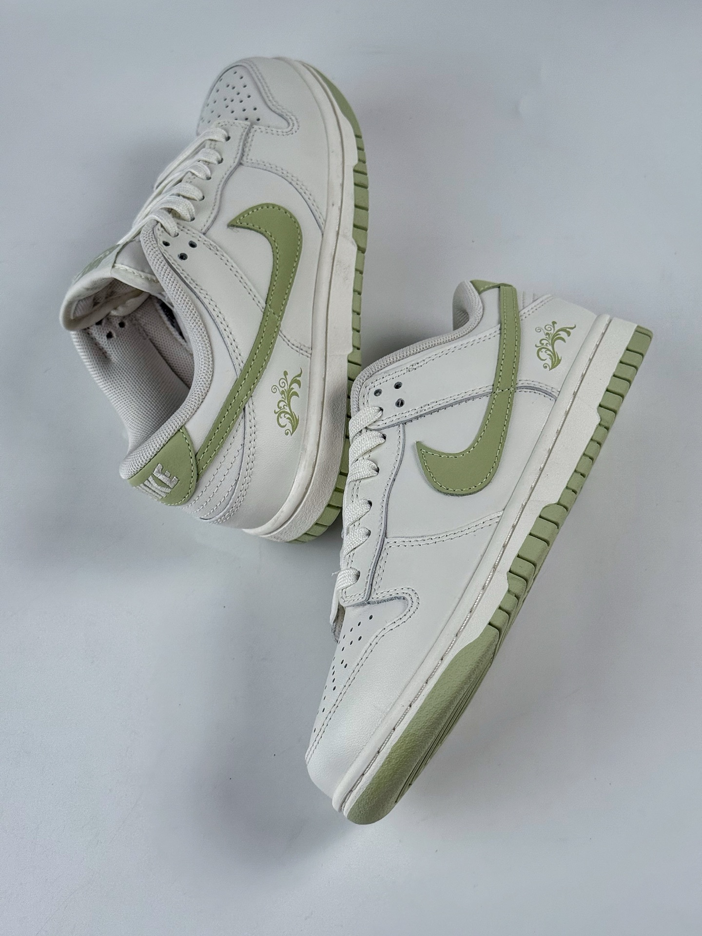 NIKE SB Dunk Low x Just Do It 白绿 WG0212016-High Quatity Cheap Brand wholesale wholesaler seller Clothes Bags handbags Sneakers Top Fashion Clothing Shoes from China Factory Chinese suppliers best Quality Beautiful Price NIKE SB Dunk Low x Just Do It 白绿 WG0212016