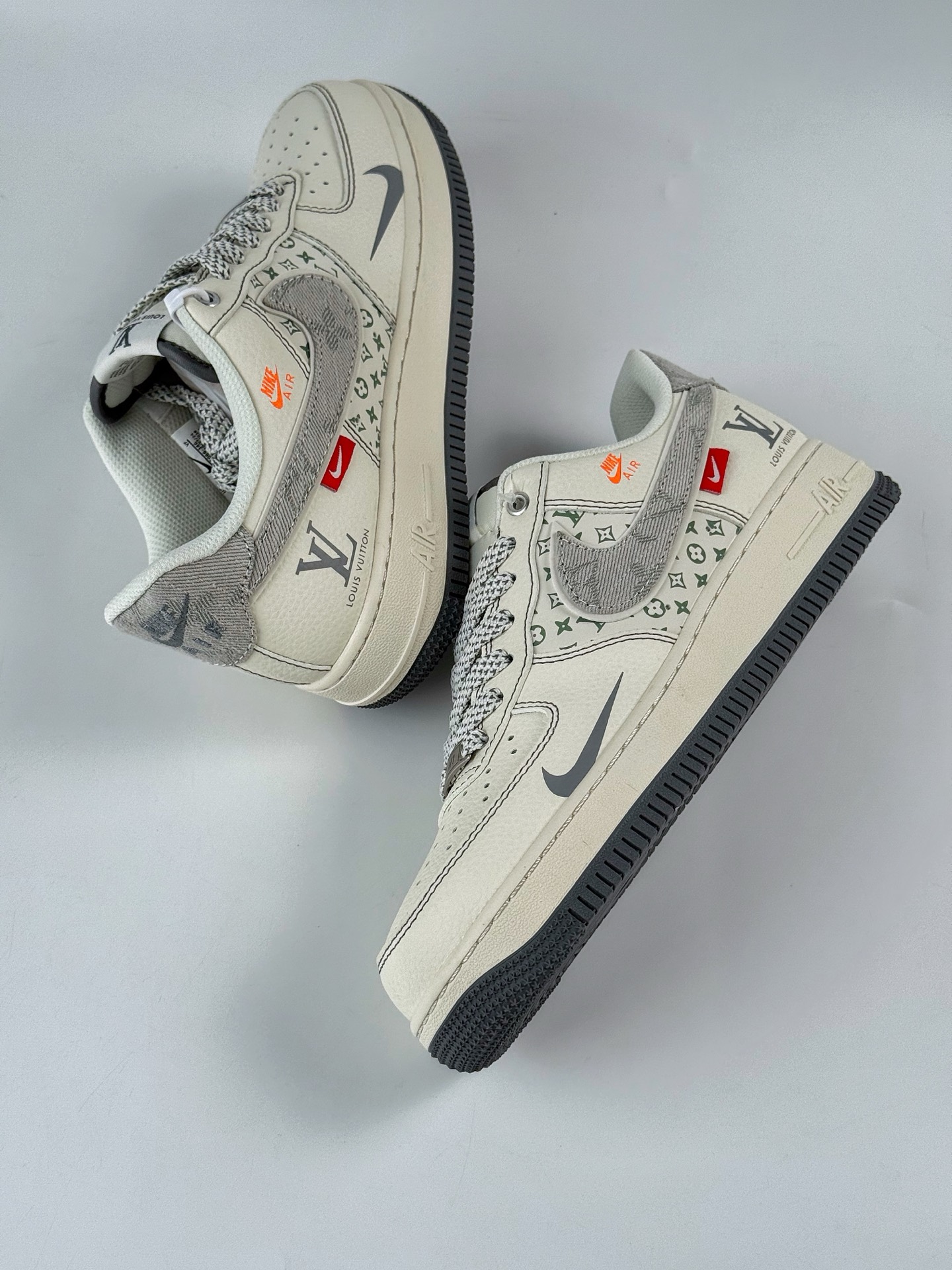 Nike Air Force 1 Low 07 x Louis Vuitton 米白小勾满天星 YX5066-346