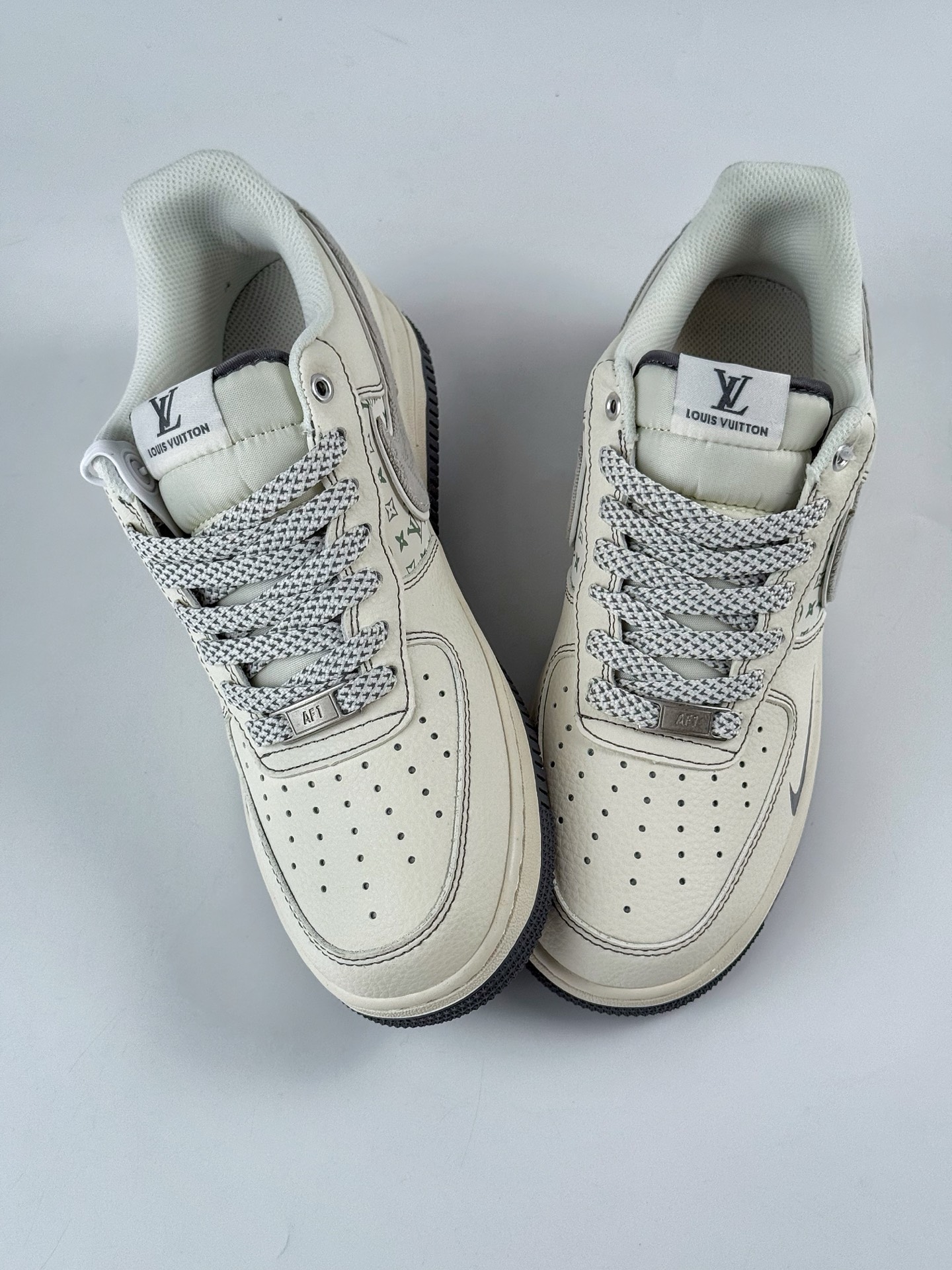 Nike Air Force 1 Low 07 x Louis Vuitton 米白小勾满天星 YX5066-346