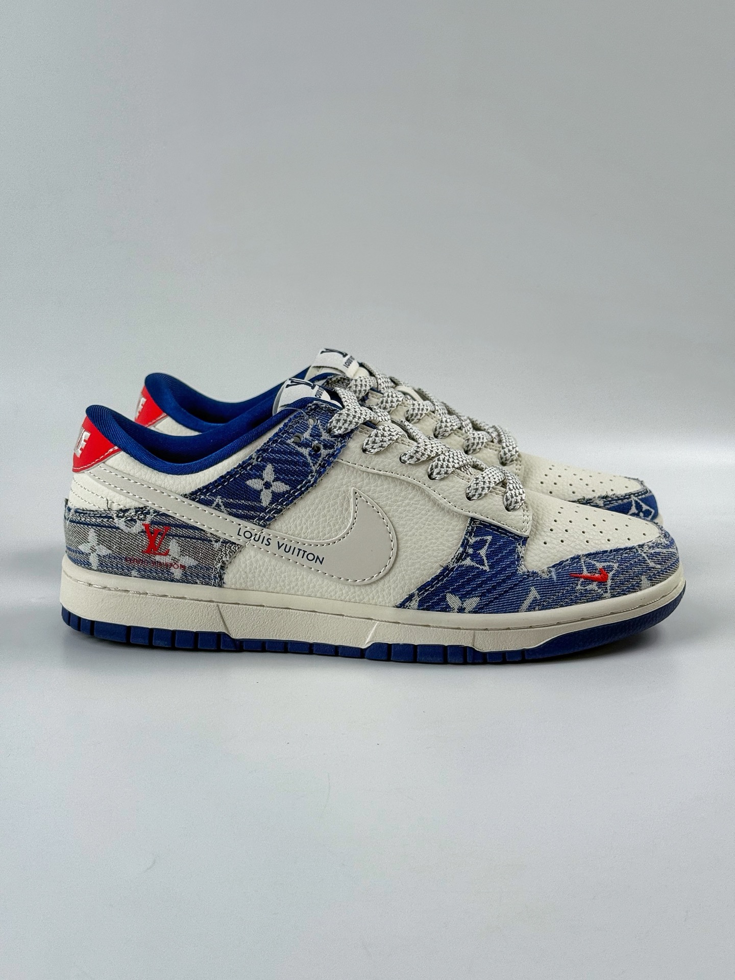 Nike SB Dunk Low x Louis Vuitton 牛仔蓝白小勾满天星 FC1688-234