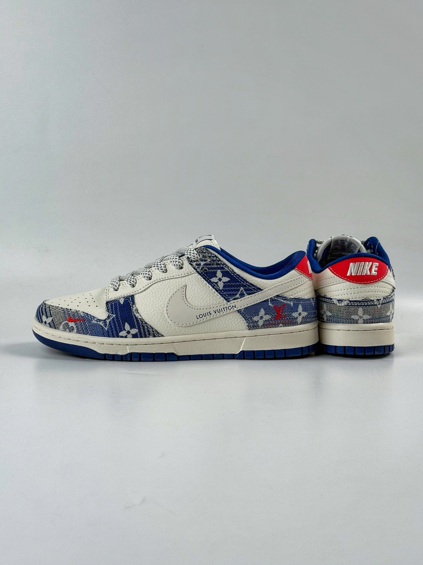Nike SB Dunk Low x Louis Vuitton 牛仔蓝白小勾满天星 FC1688-234