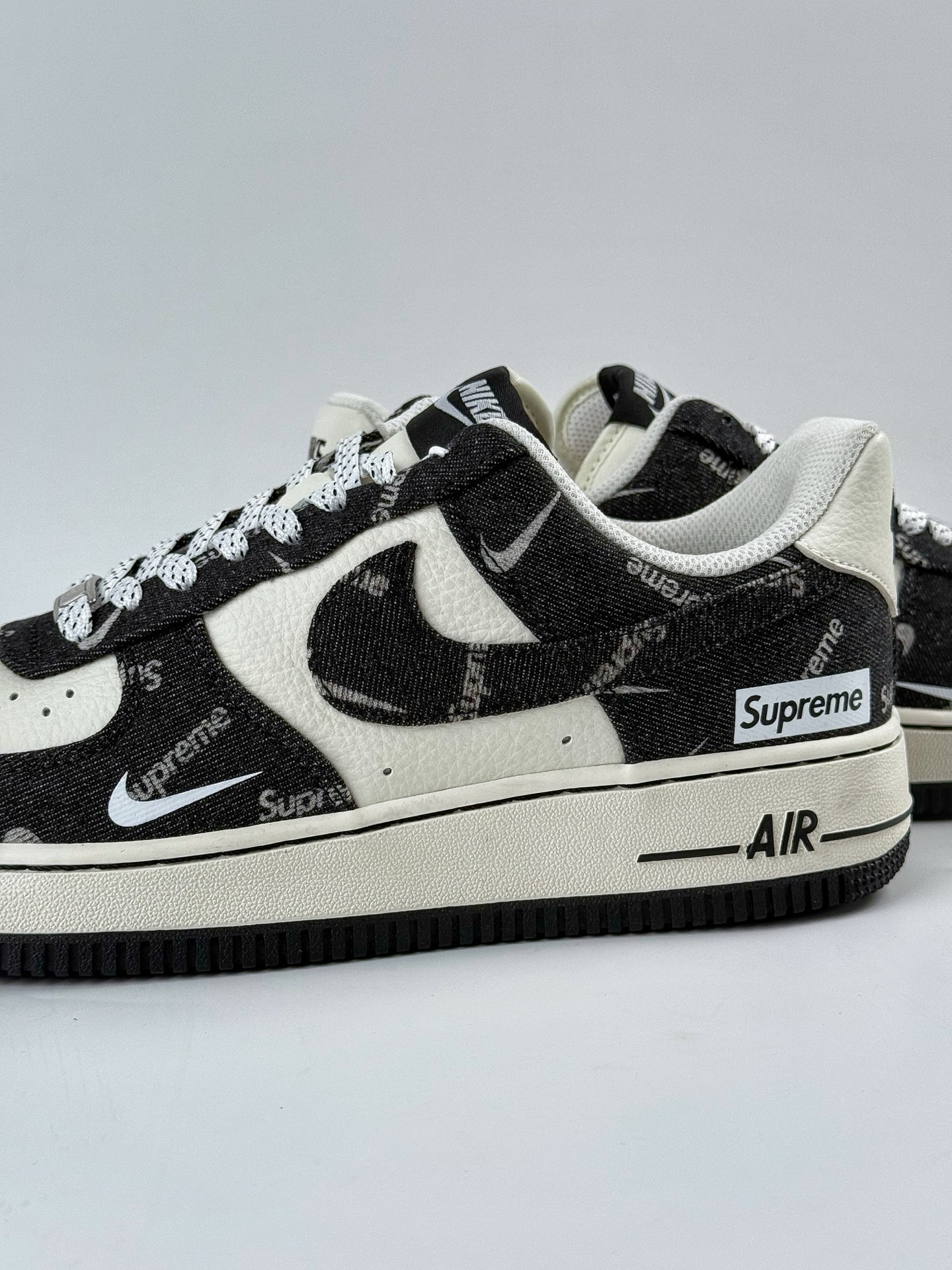 Nike Air Force 1 Low 07 x Supreme 黑白小勾满天星 LW9279-010-High Quatity Cheap Brand wholesale wholesaler seller Clothes Bags handbags Sneakers Top Fashion Clothing Shoes from China Factory Chinese suppliers best Quality Beautiful Price Nike Air Force 1 Low 07 x Supreme 黑白小勾满天星 LW9279-010