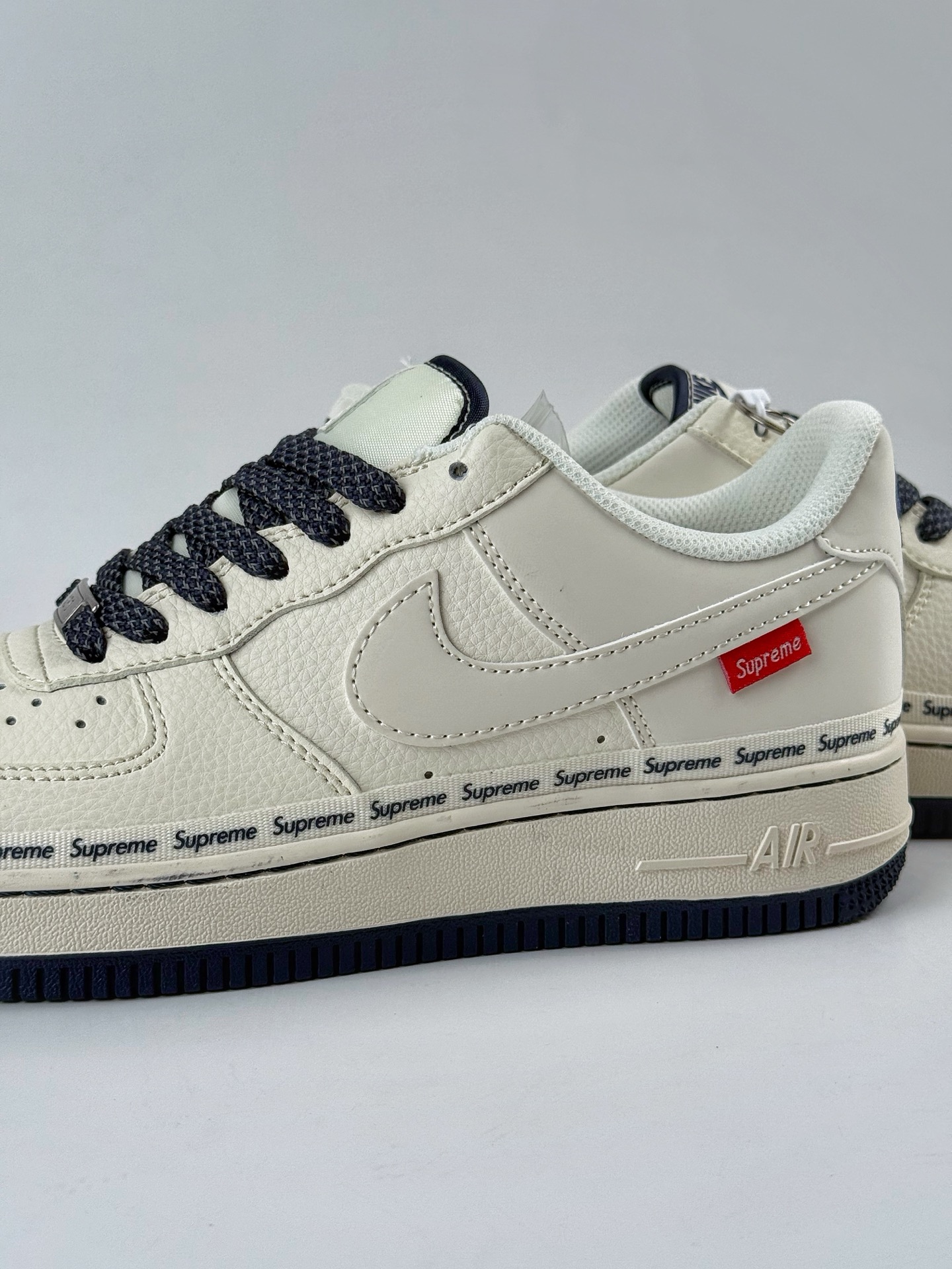 Nike Air Force 1 Low 07 x superme 米白满天星 XX3168-203-High Quatity Cheap Brand wholesale wholesaler seller Clothes Bags handbags Sneakers Top Fashion Clothing Shoes from China Factory Chinese suppliers best Quality Beautiful Price Nike Air Force 1 Low 07 x superme 米白满天星 XX3168-203
