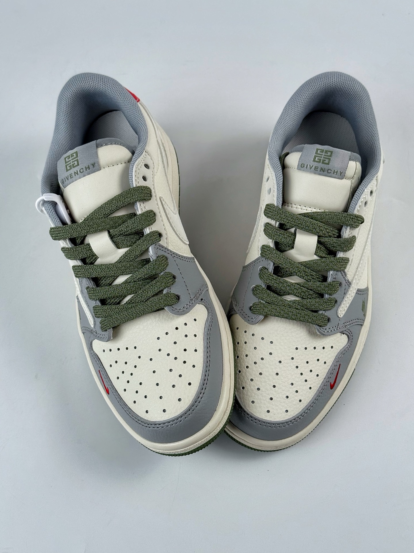 Travis Scott x Nike Air Jordan 1 Low x GIVENCHY Air Jordan 1 Low 反转灰白双小勾倒钩 XS7089-600-High Quatity Cheap Brand wholesale wholesaler seller Clothes Bags handbags Sneakers Top Fashion Clothing Shoes from China Factory Chinese suppliers best Quality Beautiful Price Travis Scott x Nike Air Jordan 1 Low x GIVENCHY Air Jordan 1 Low 反转灰白双小勾倒钩 XS7089-600
