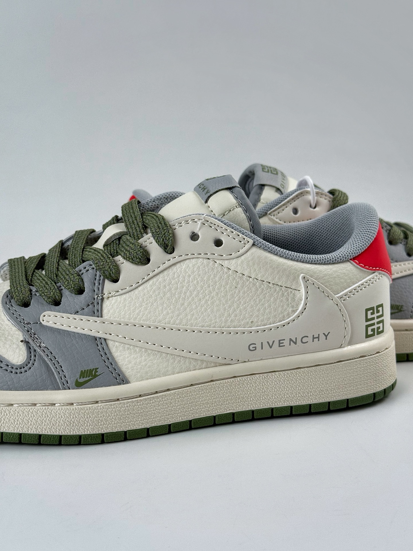 Travis Scott x Nike Air Jordan 1 Low x GIVENCHY Air Jordan 1 Low 反转灰白双小勾倒钩 XS7089-600-High Quatity Cheap Brand wholesale wholesaler seller Clothes Bags handbags Sneakers Top Fashion Clothing Shoes from China Factory Chinese suppliers best Quality Beautiful Price Travis Scott x Nike Air Jordan 1 Low x GIVENCHY Air Jordan 1 Low 反转灰白双小勾倒钩 XS7089-600
