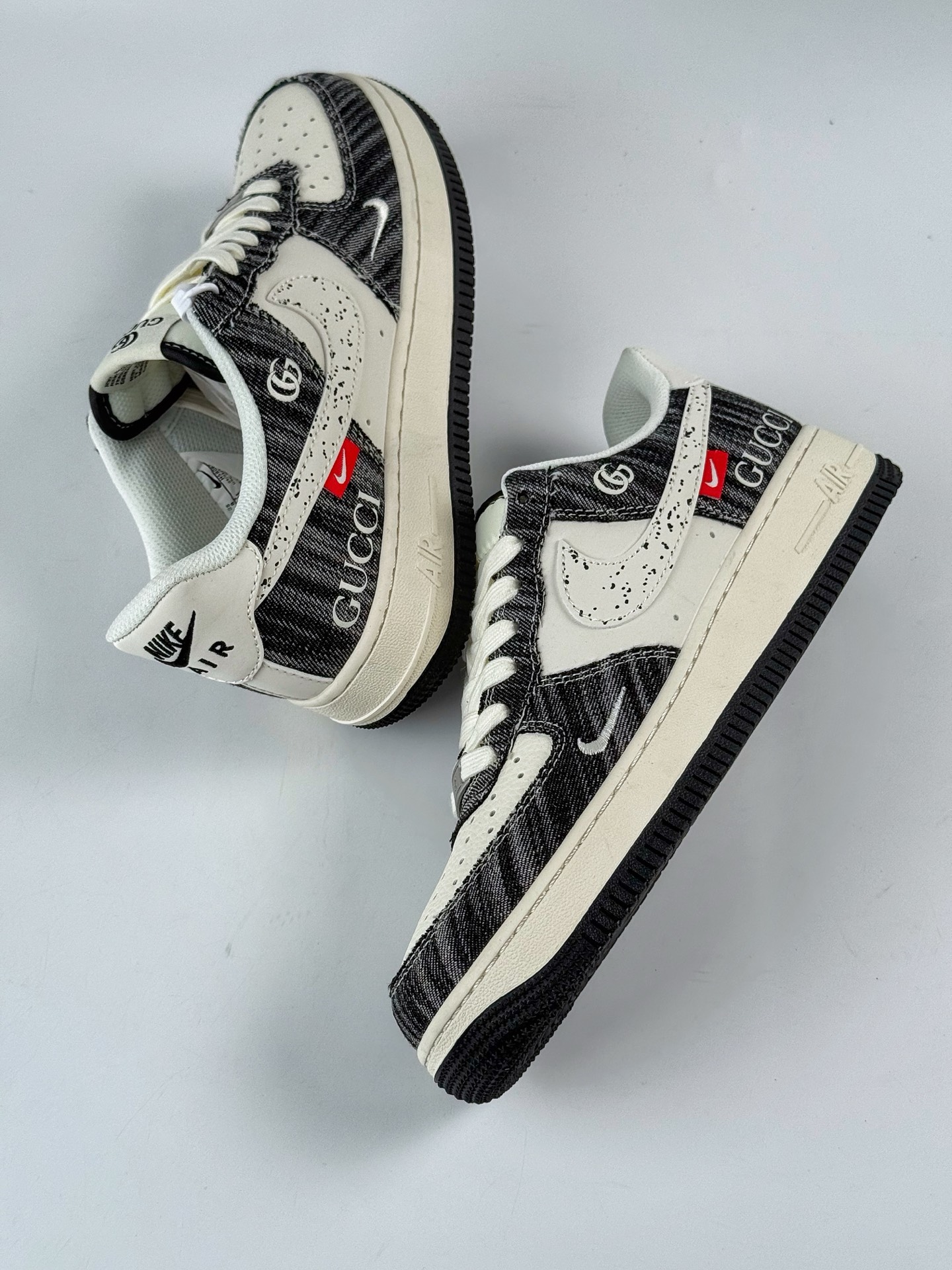 Nike SB Dunk Low x GUCCI 黑白小勾 HS8068-011-High Quatity Cheap Brand wholesale wholesaler seller Clothes Bags handbags Sneakers Top Fashion Clothing Shoes from China Factory Chinese suppliers best Quality Beautiful Price Nike SB Dunk Low x GUCCI 黑白小勾 HS8068-011