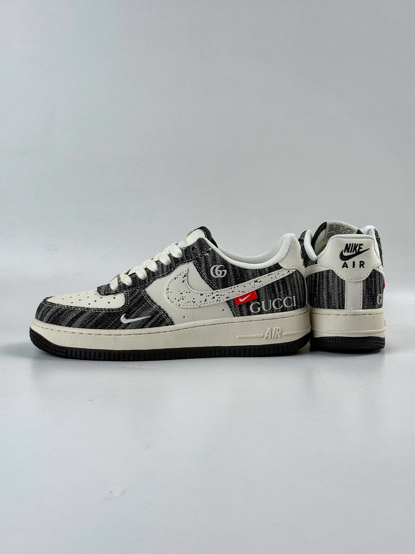 Nike SB Dunk Low x GUCCI 黑白小勾 HS8068-011-High Quatity Cheap Brand wholesale wholesaler seller Clothes Bags handbags Sneakers Top Fashion Clothing Shoes from China Factory Chinese suppliers best Quality Beautiful Price Nike SB Dunk Low x GUCCI 黑白小勾 HS8068-011