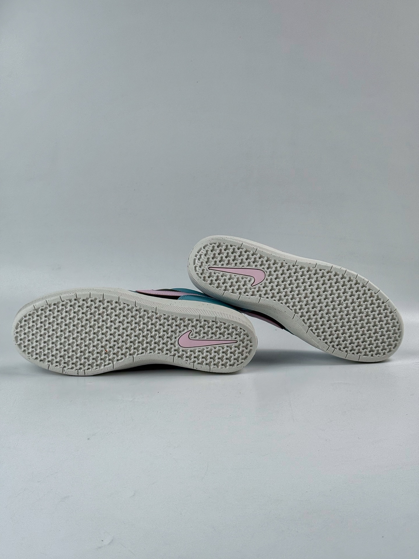 耐克Nike SB Force 58 纯原版本 硫化杯底 传统篮球风格 DV5476-400-High Quatity Cheap Brand wholesale wholesaler seller Clothes Bags handbags Sneakers Top Fashion Clothing Shoes from China Factory Chinese suppliers best Quality Beautiful Price 耐克Nike SB Force 58 纯原版本 硫化杯底 传统篮球风格 DV5476-400