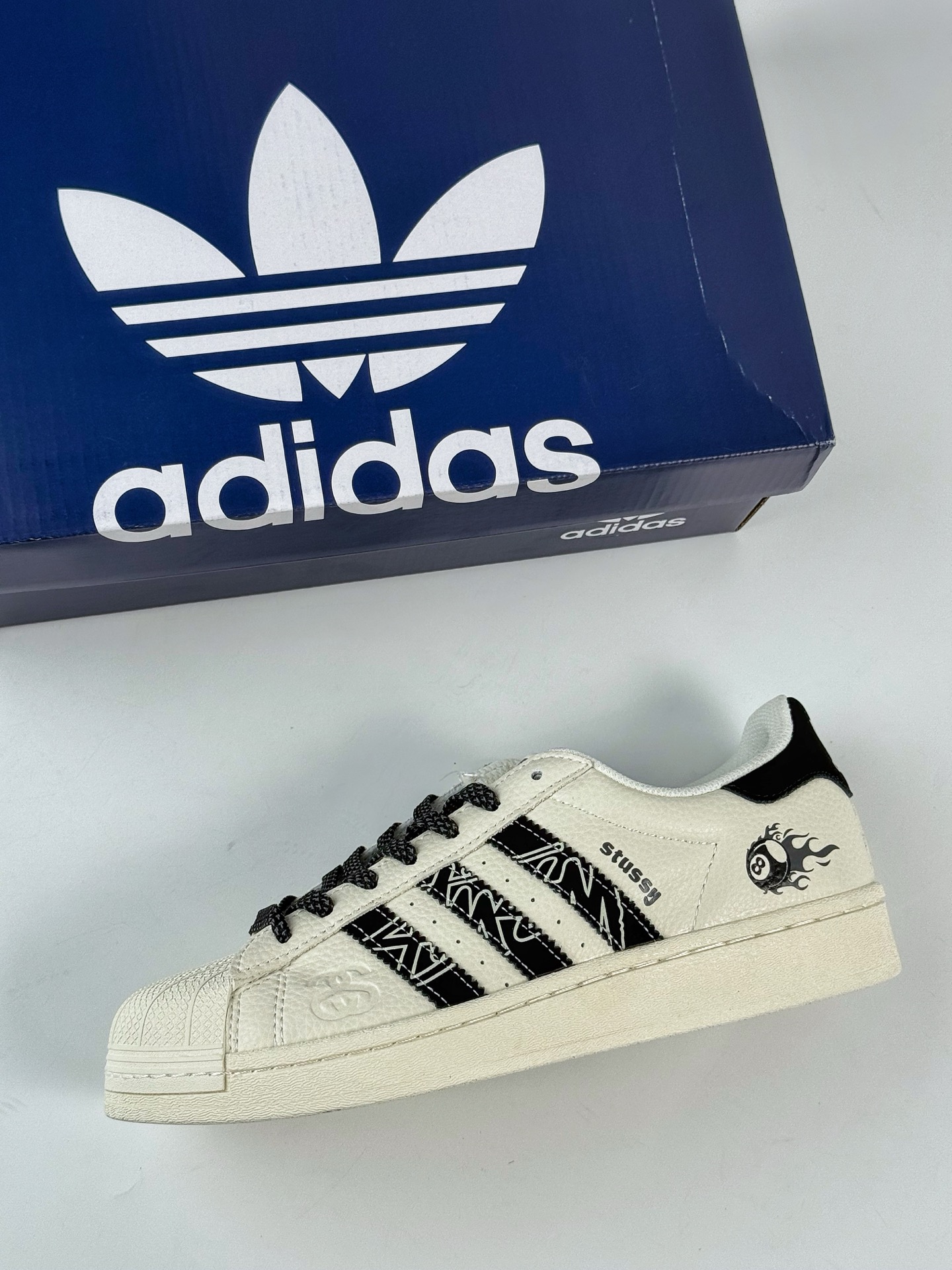 AD Originals Superstar x Stussy 白黑满天星 AD8015