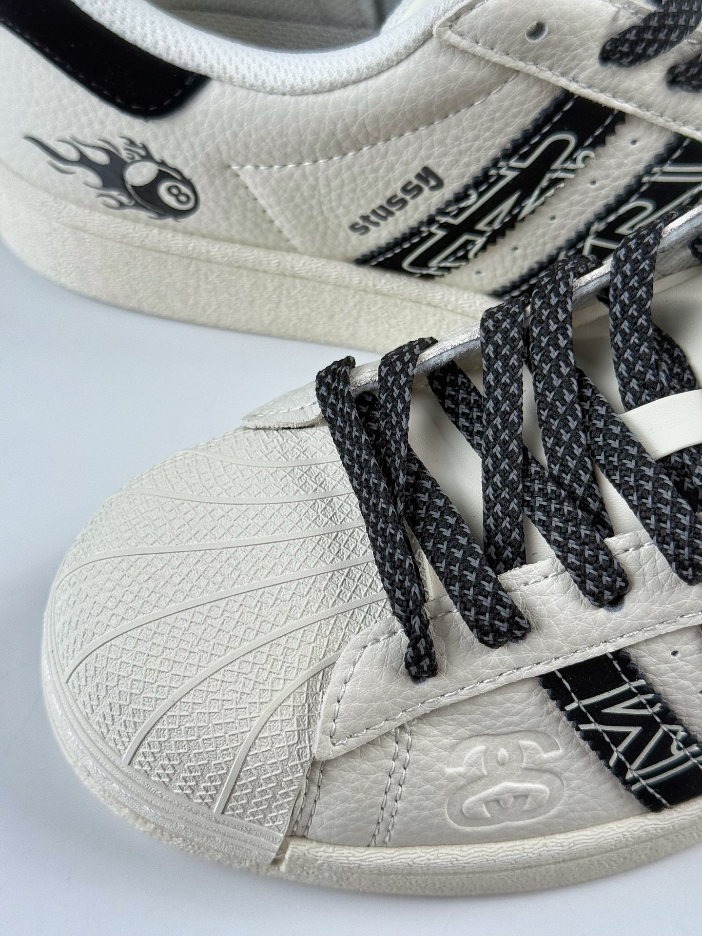 AD Originals Superstar x Stussy 白黑满天星 AD8015