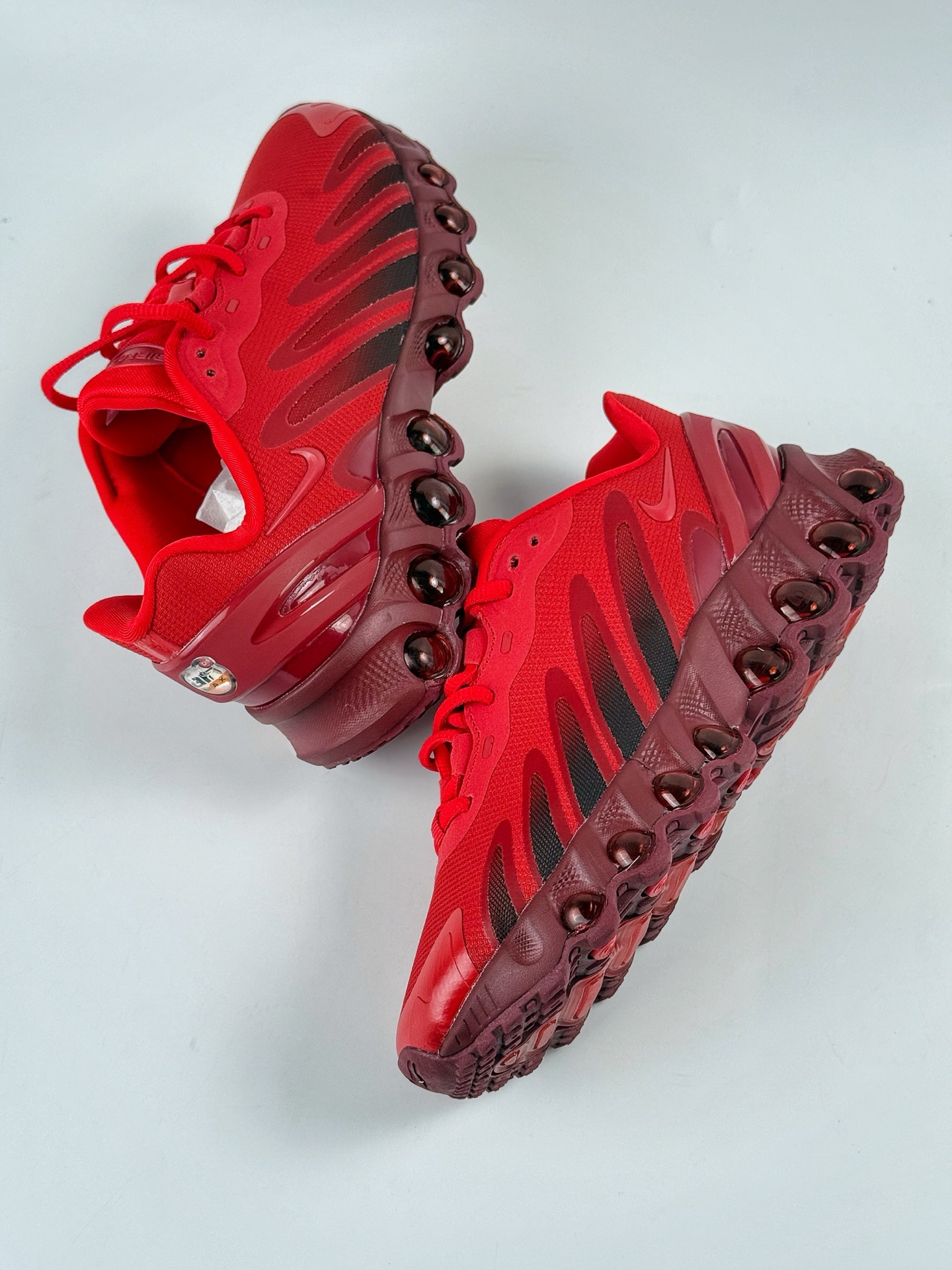 Nike Air Max DN8 复古减震气垫跑鞋 经典重温 HF5509-002