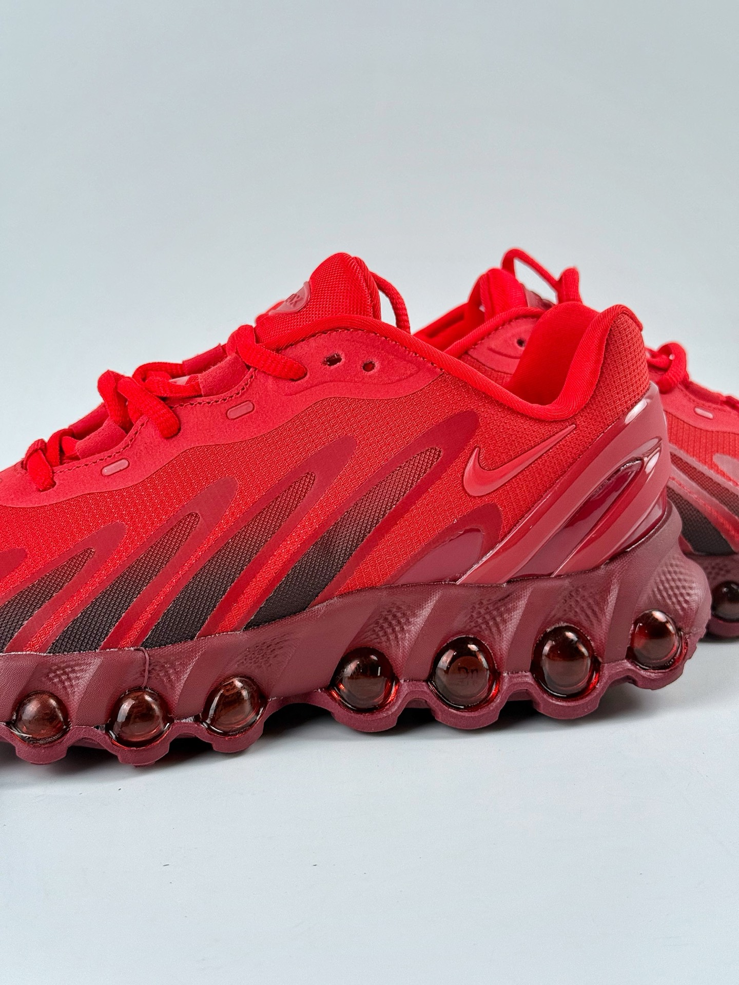 Nike Air Max DN8 复古减震气垫跑鞋 经典重温 HF5509-002