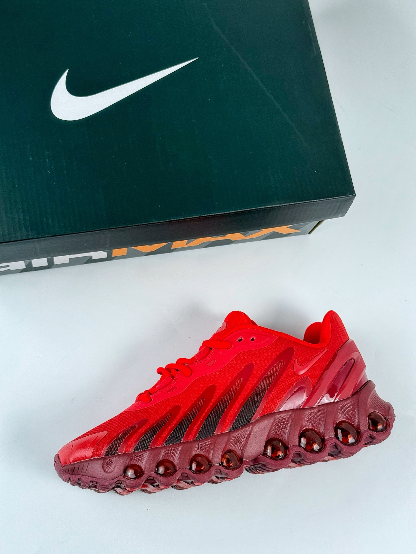 Nike Air Max DN8 复古减震气垫跑鞋 经典重温 HF5509-002