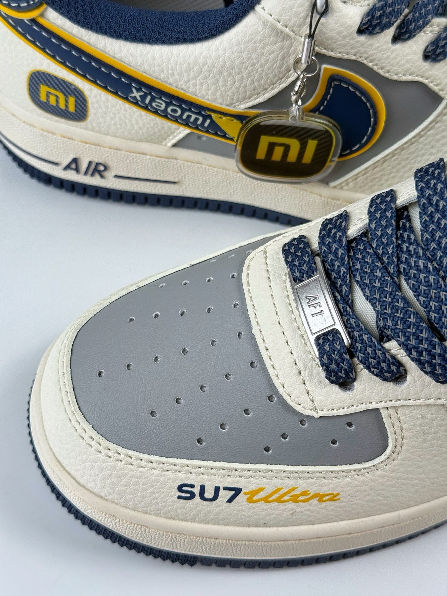 Nike Air Force 1 Low 07 x SU7 Ultra 白灰黑满天星 XX3168-213