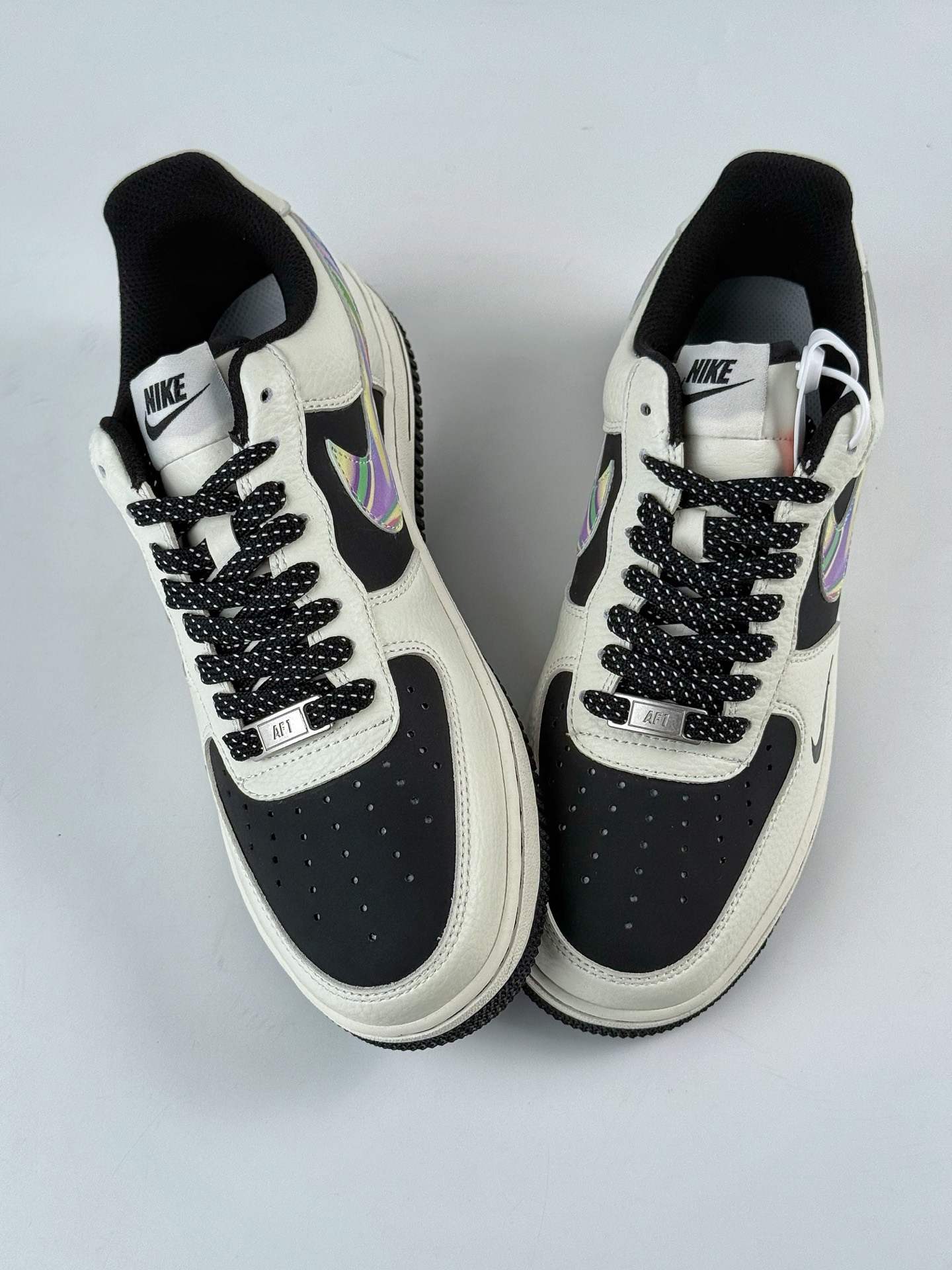 Nike Air Force 1 Low 07 黑白小勾满天星 LW9279-011