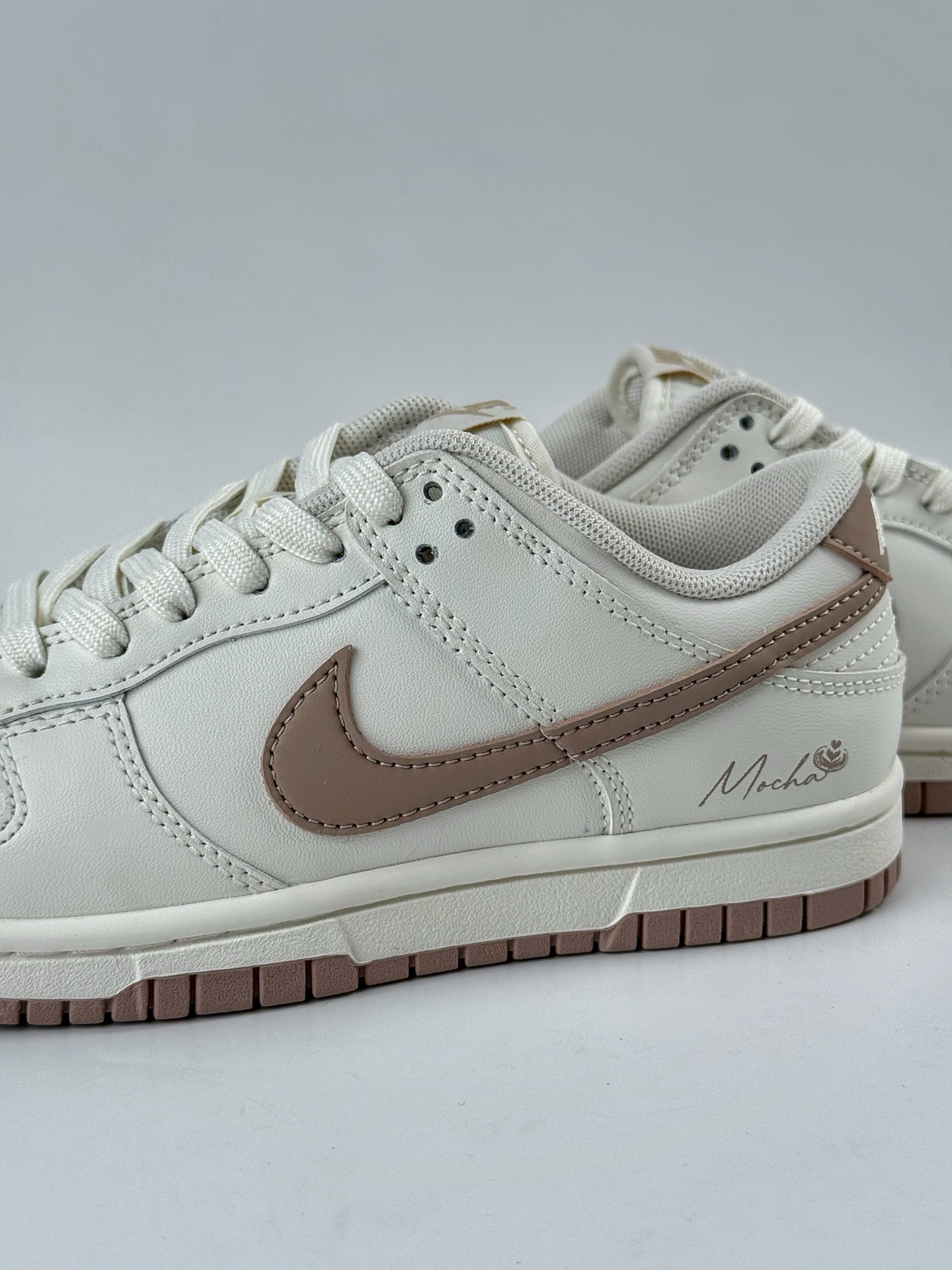 NIKE SB Dunk Low x Just Do It 白粉 WG0212014