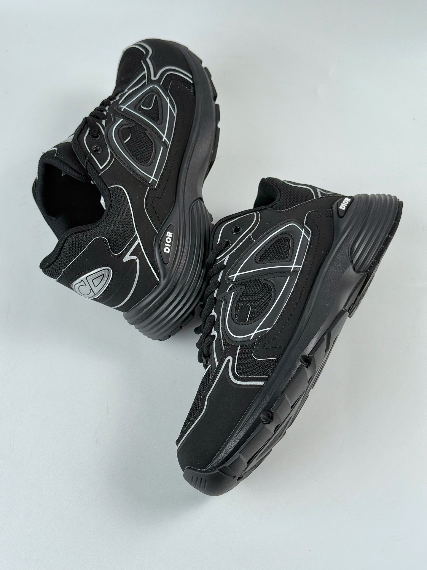Dior 迪奥 B30 CD鞋 版本