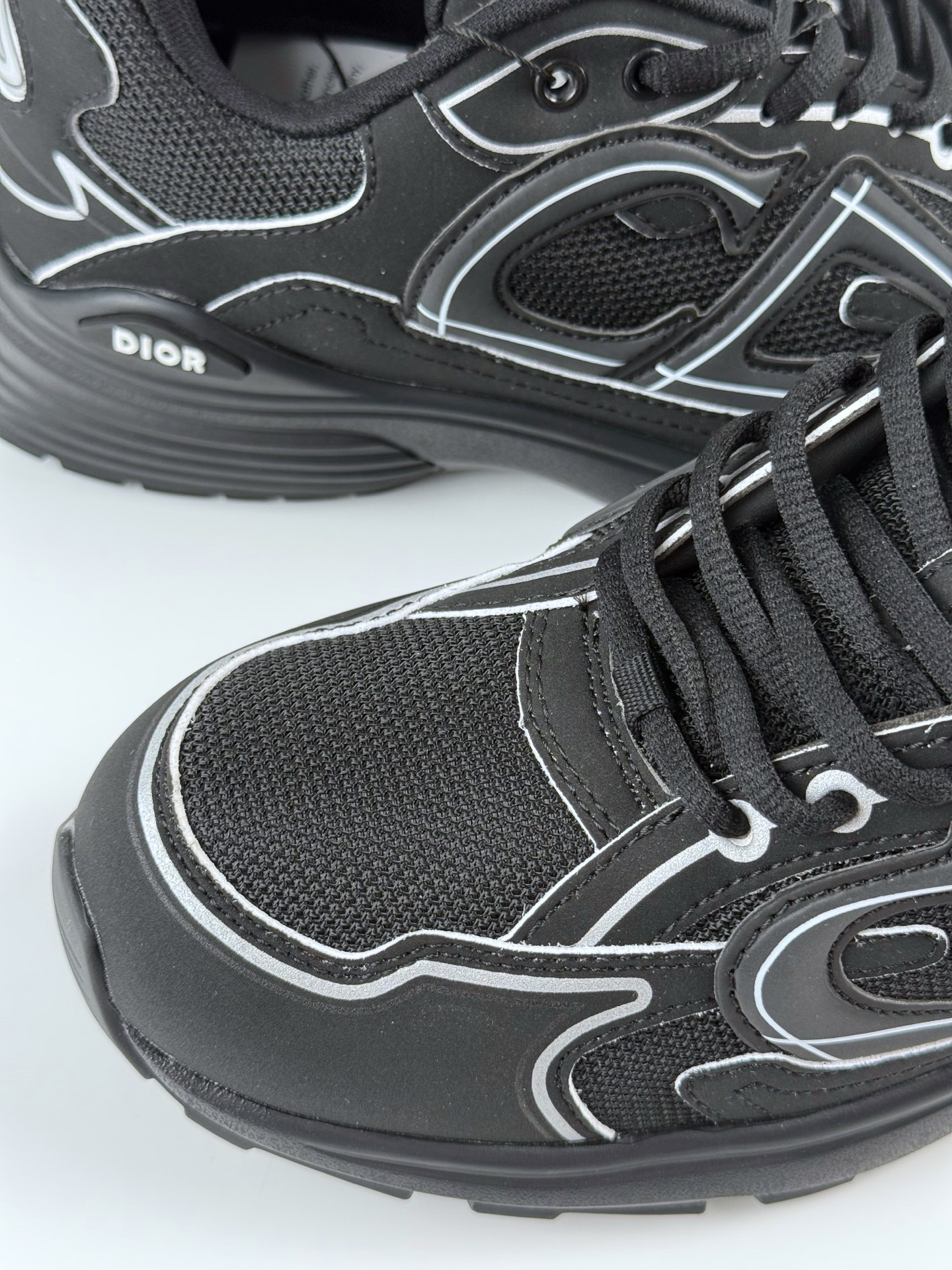 Dior 迪奥 B30 CD鞋 版本