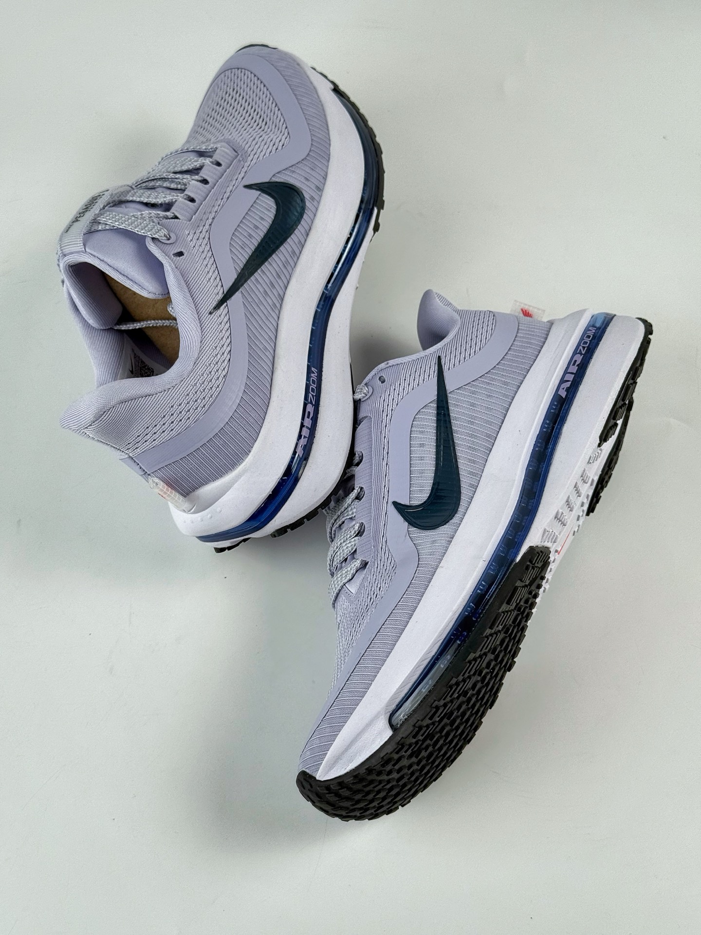 Nike Pegasus Premium 减震防滑耐磨透气 低帮跑步鞋 HQ2593-004