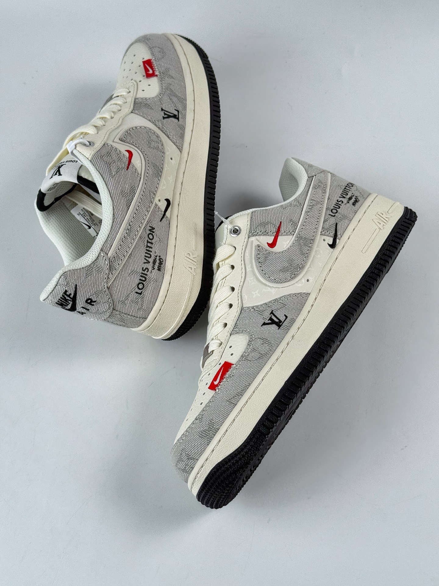 Nike Air Force 1 Low 07 x Louis Vuitton 灰白双小勾 YX5066-343