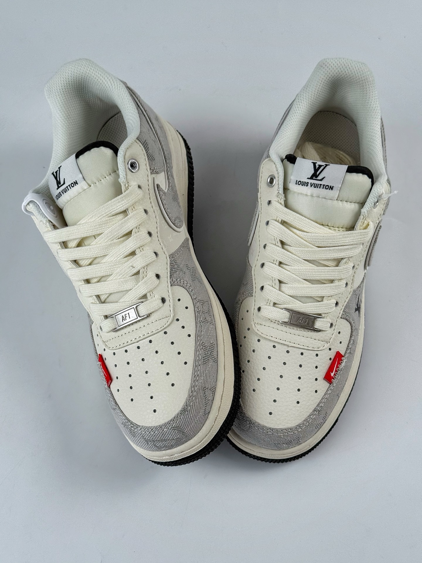 Nike Air Force 1 Low 07 x Louis Vuitton 灰白双小勾 YX5066-343